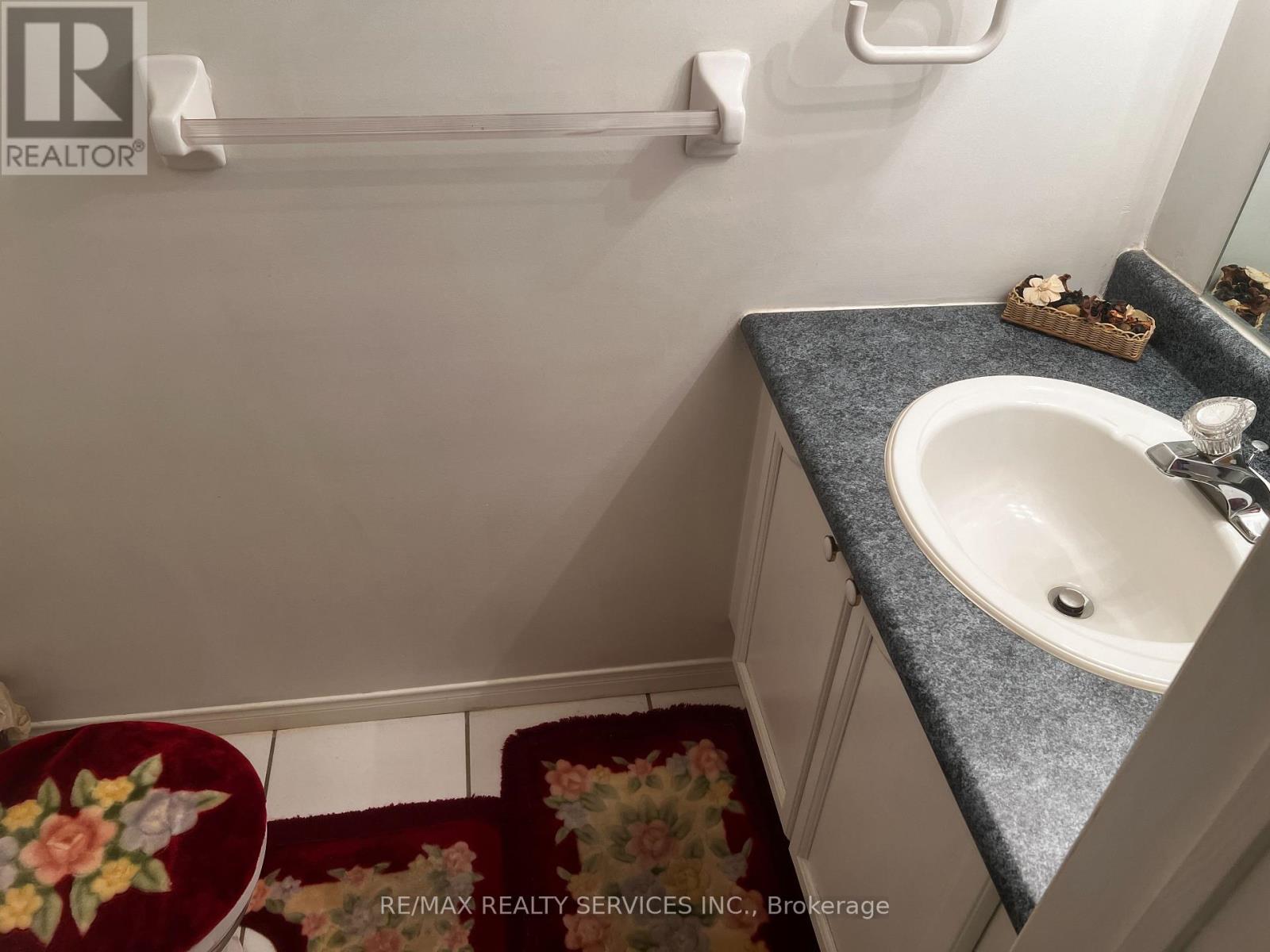 59 STANWELL DRIVE - 35