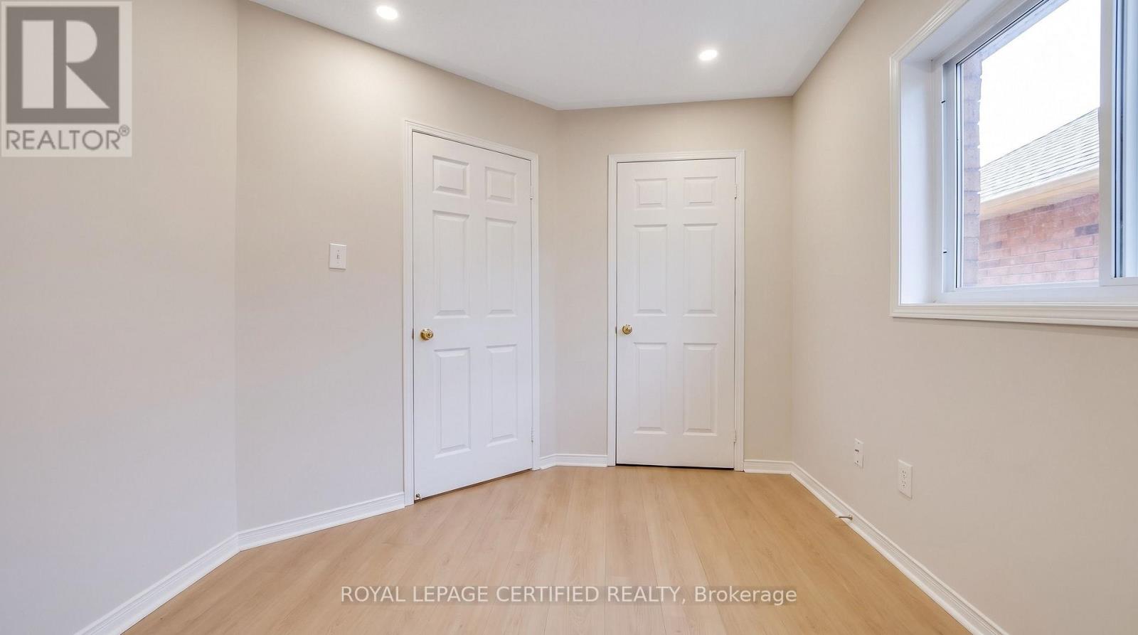 3274 SUNLIGHT STREET - 16