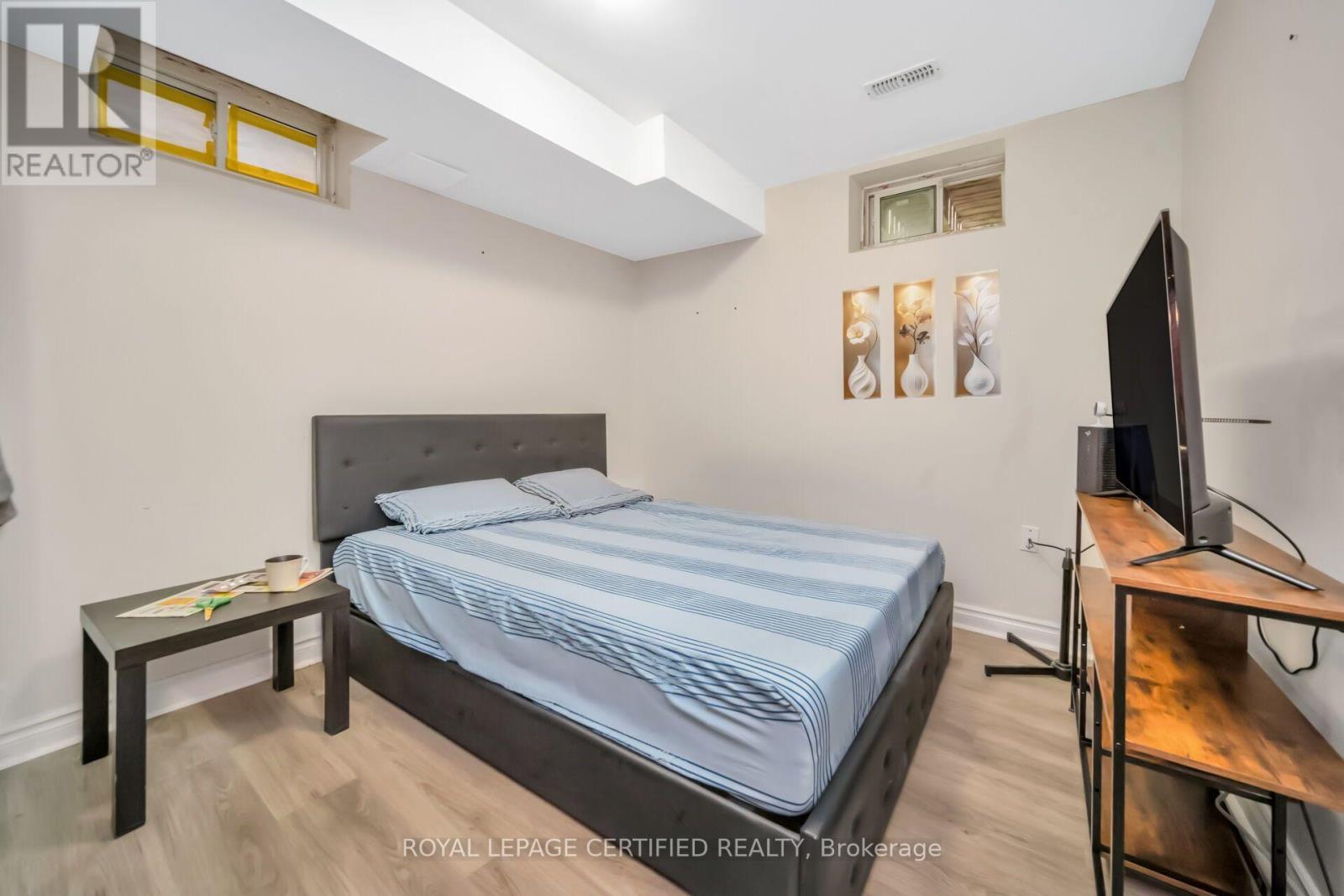 3274 SUNLIGHT STREET - 22