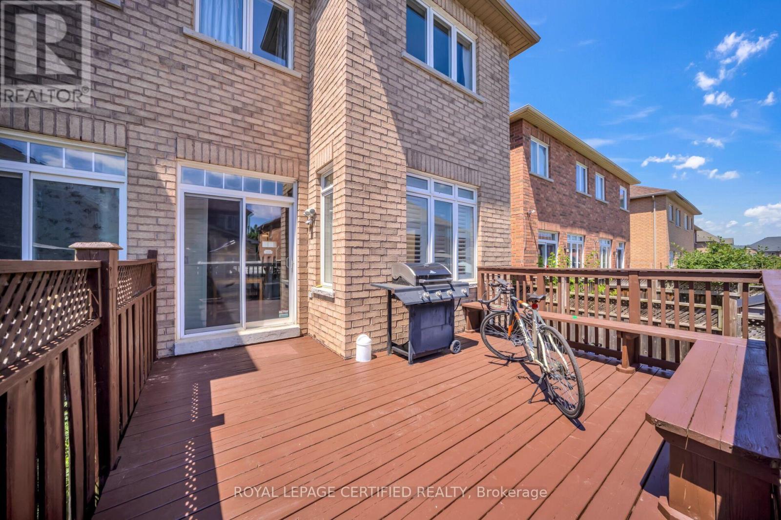 3274 SUNLIGHT STREET - 25