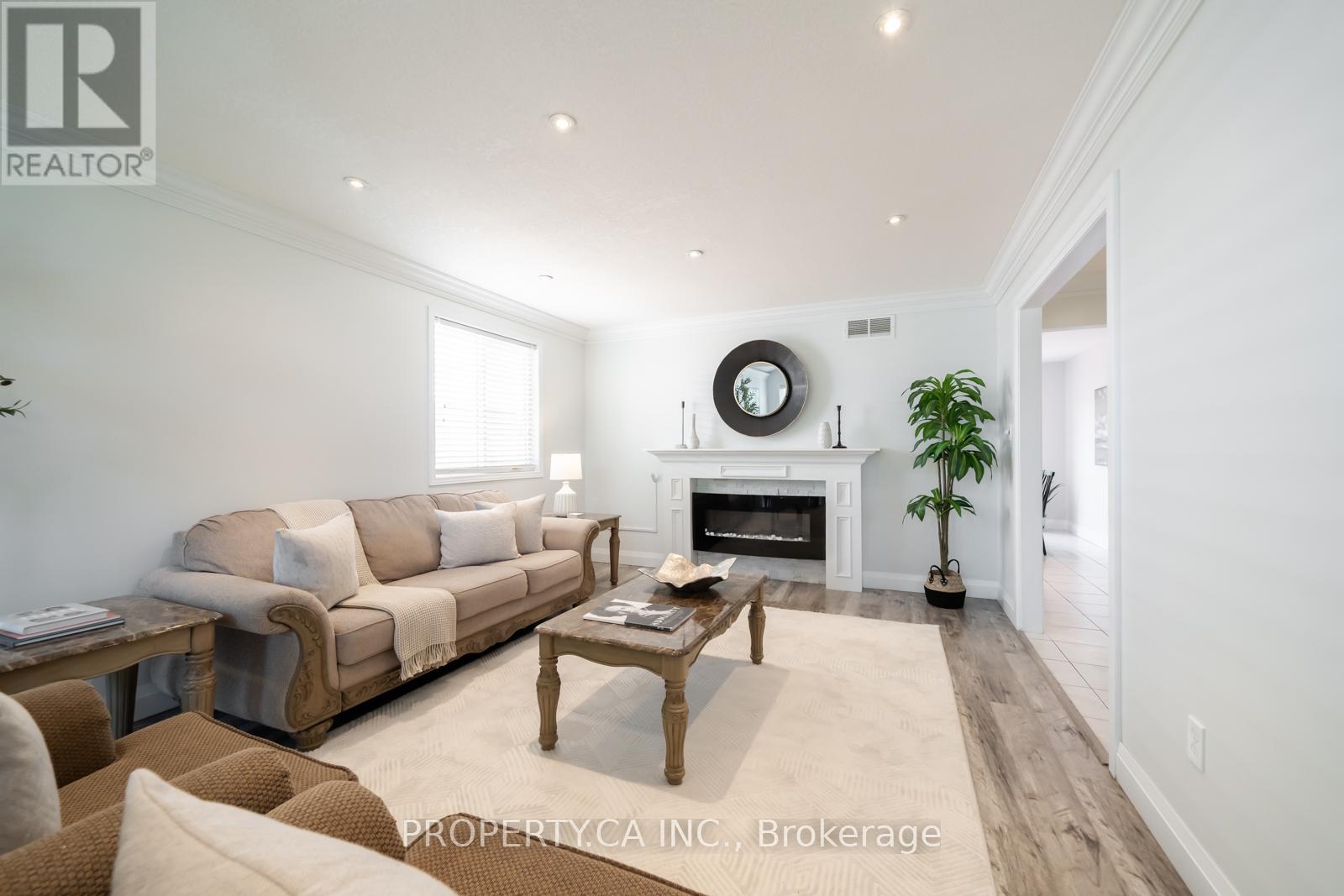 67 MASSENA DRIVE - 11