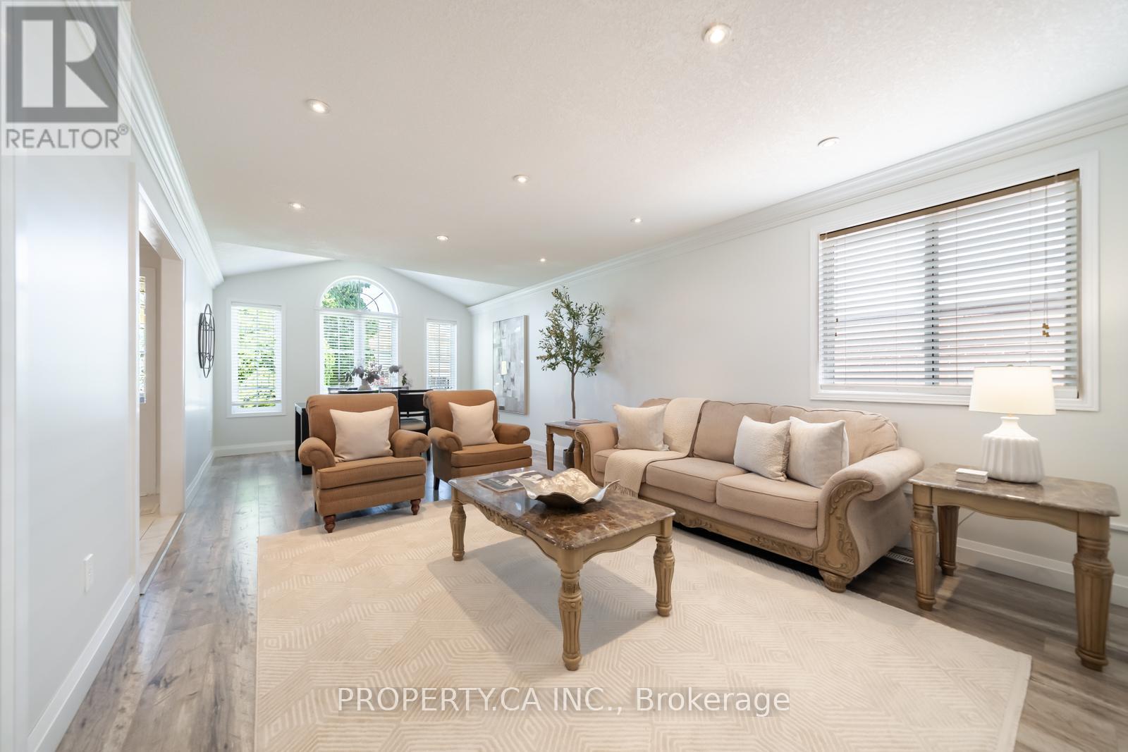 67 MASSENA DRIVE - 12