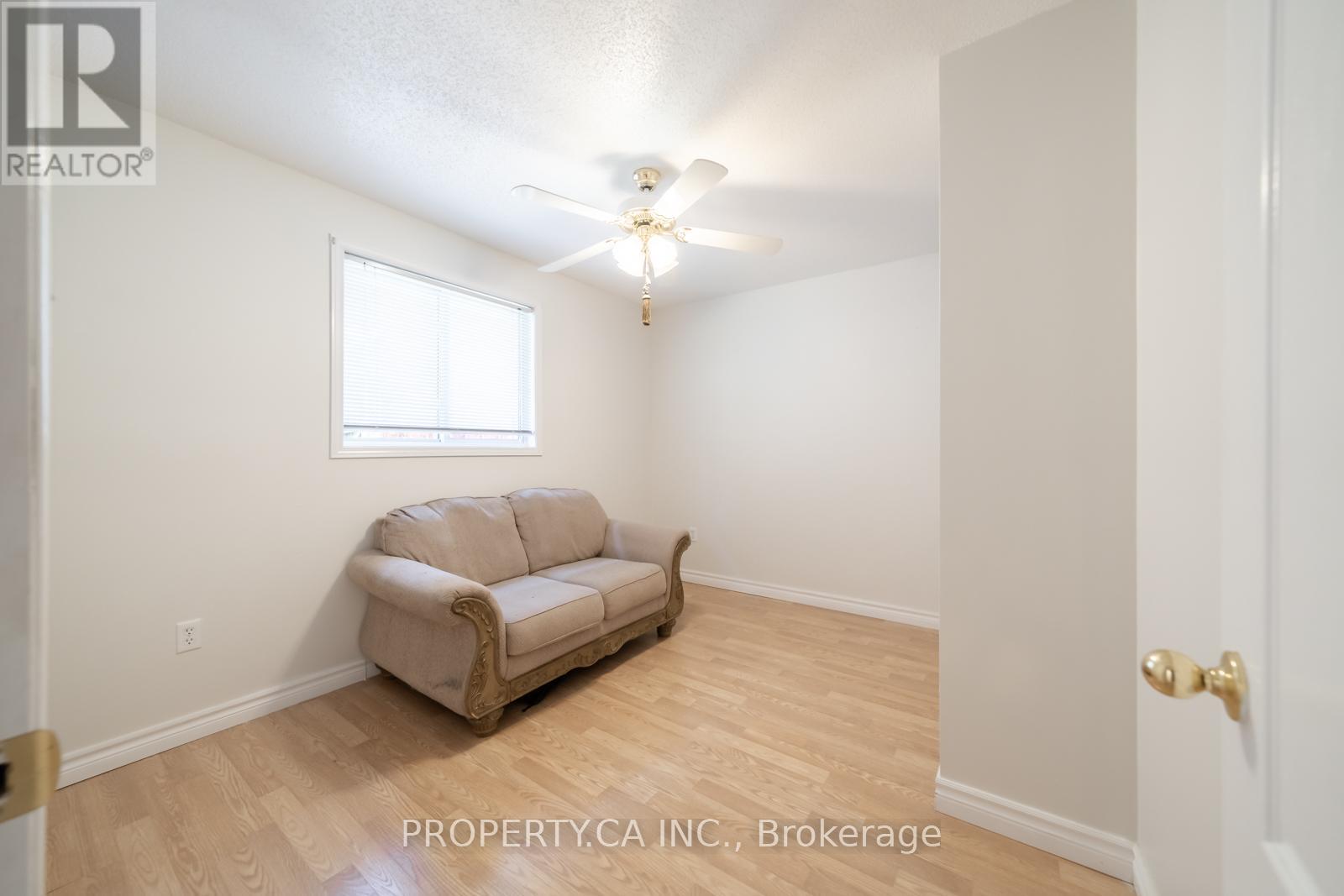 67 MASSENA DRIVE - 22