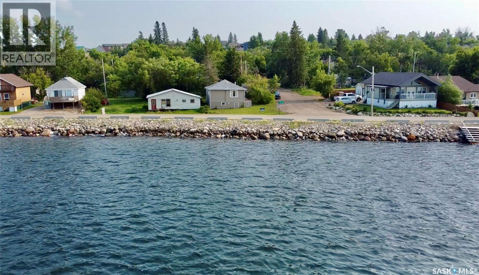 802 Lake AVENUE - 1