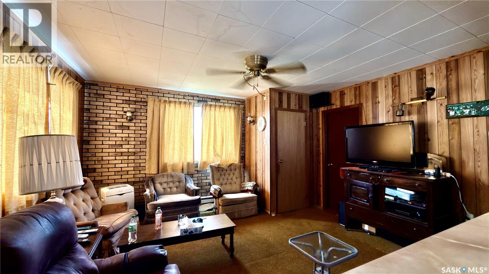 802 Lake AVENUE - 11
