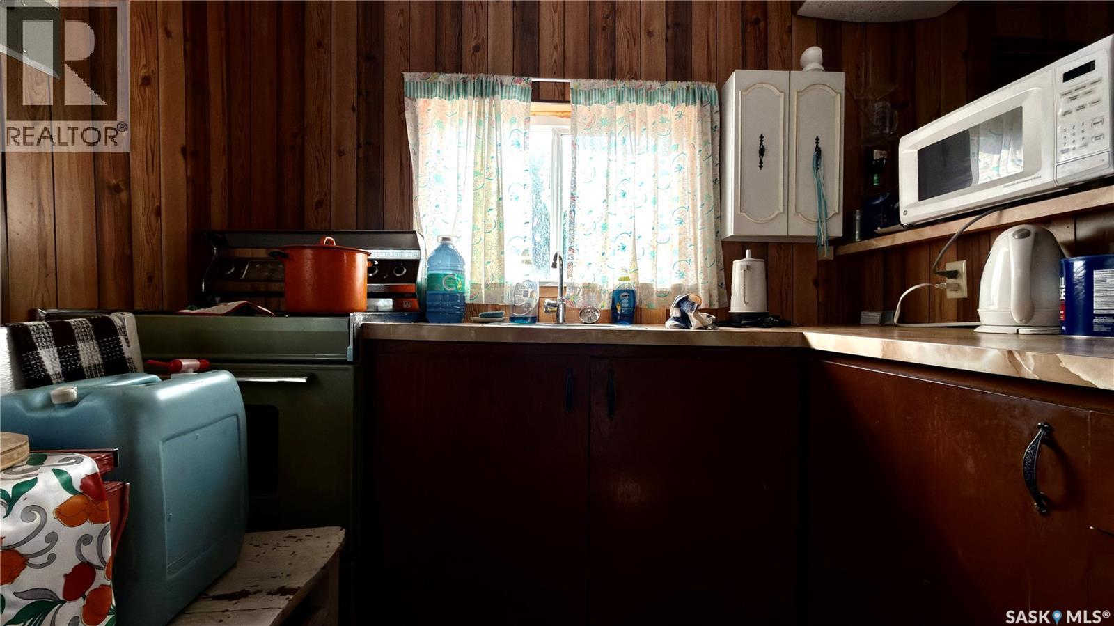 802 Lake AVENUE - 13