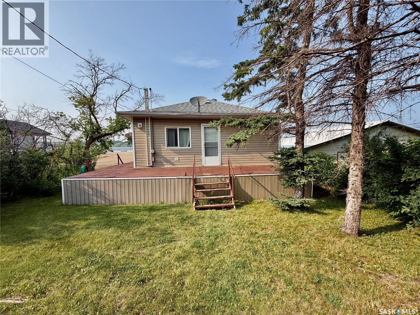 802 Lake AVENUE - 6