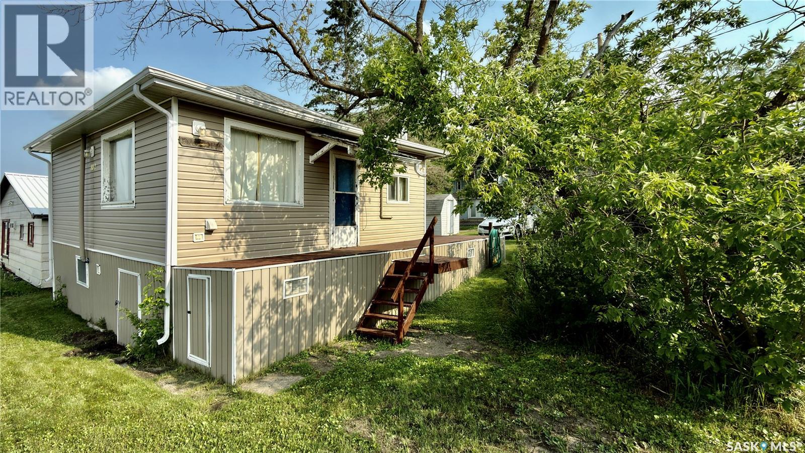 802 Lake AVENUE - 8