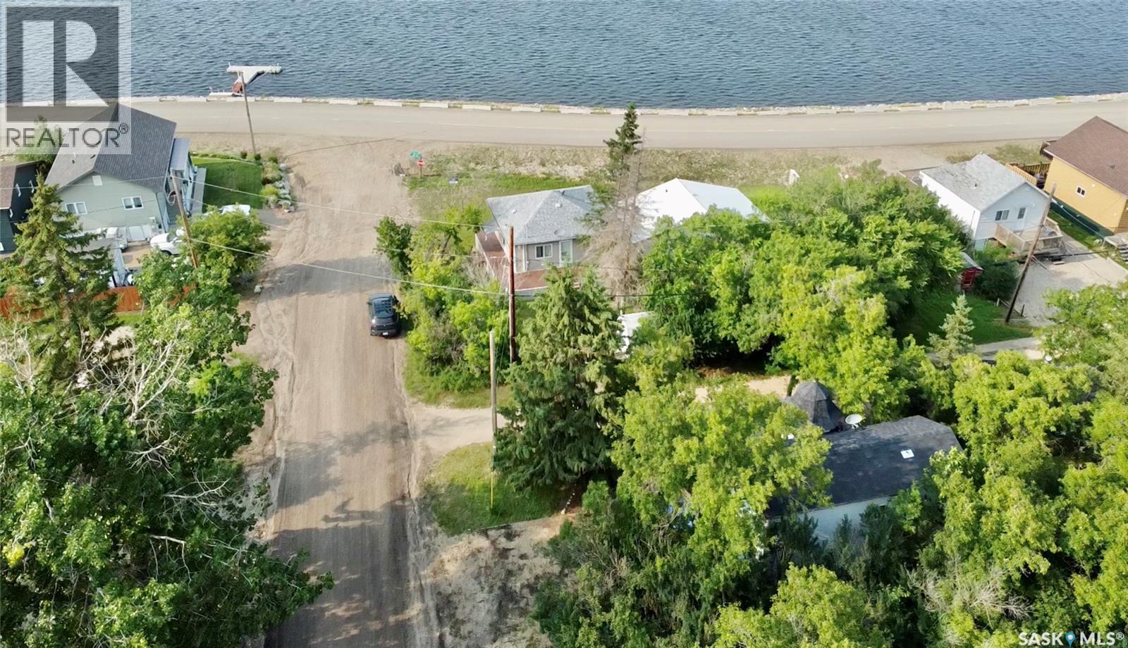 802 Lake AVENUE - 9