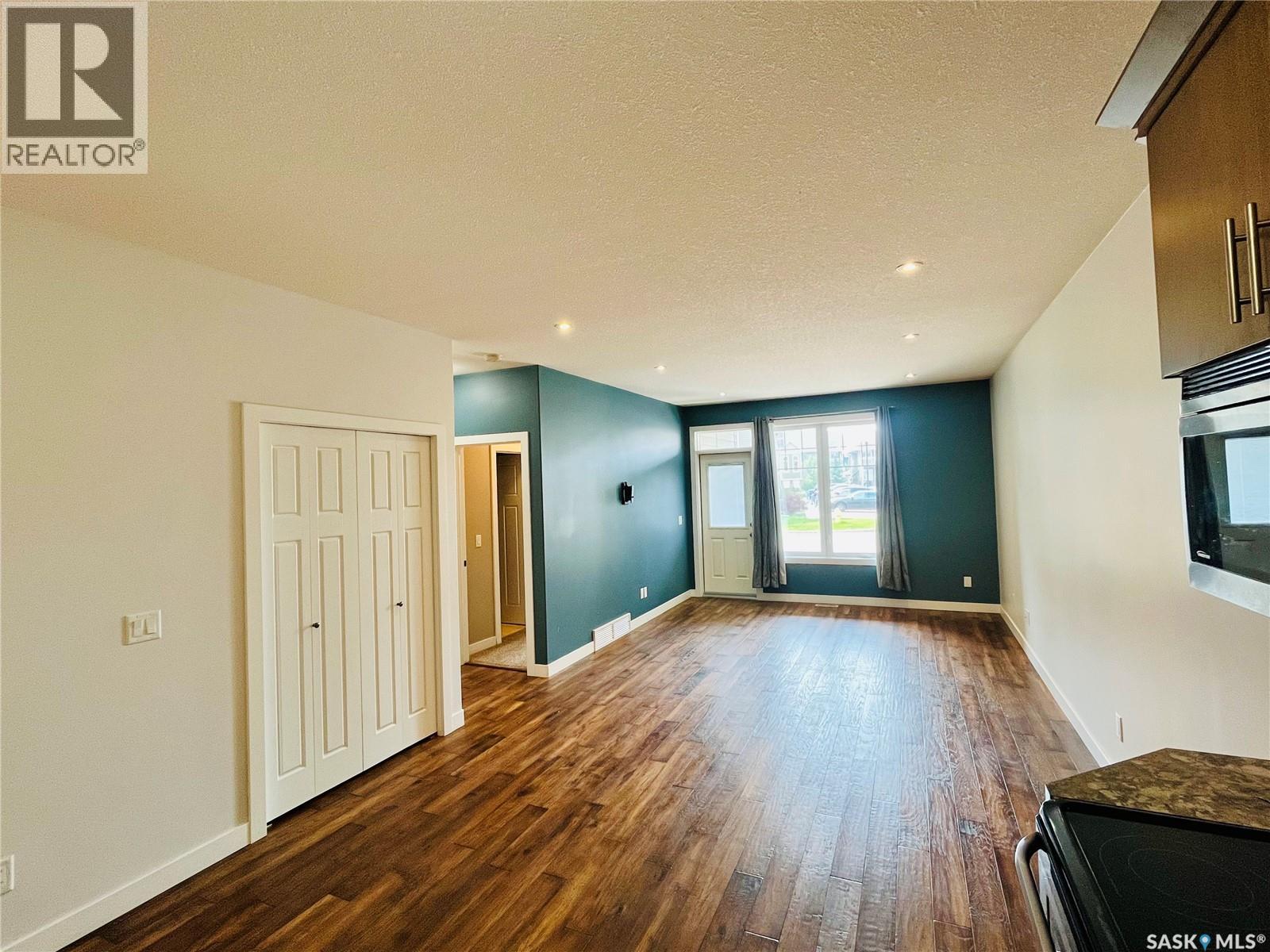 #4217 Green Apple DRIVE E - 7