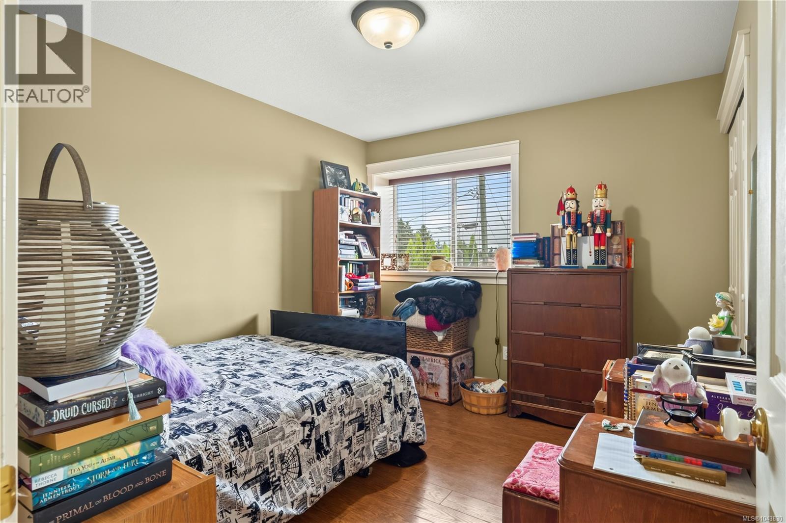 844 Therres Cres - 29