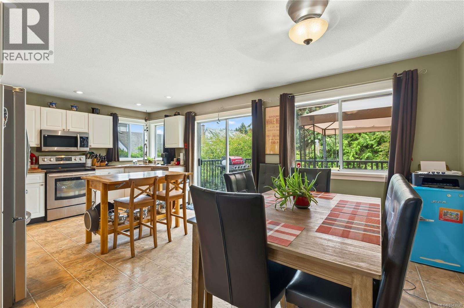 844 Therres Cres - 20