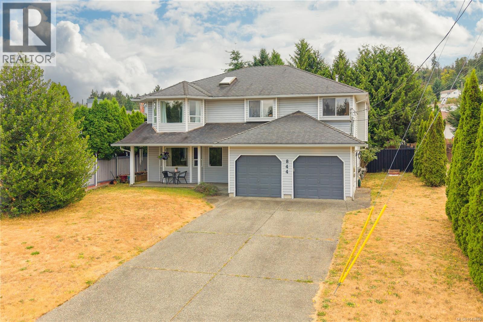 844 Therres Cres - 2