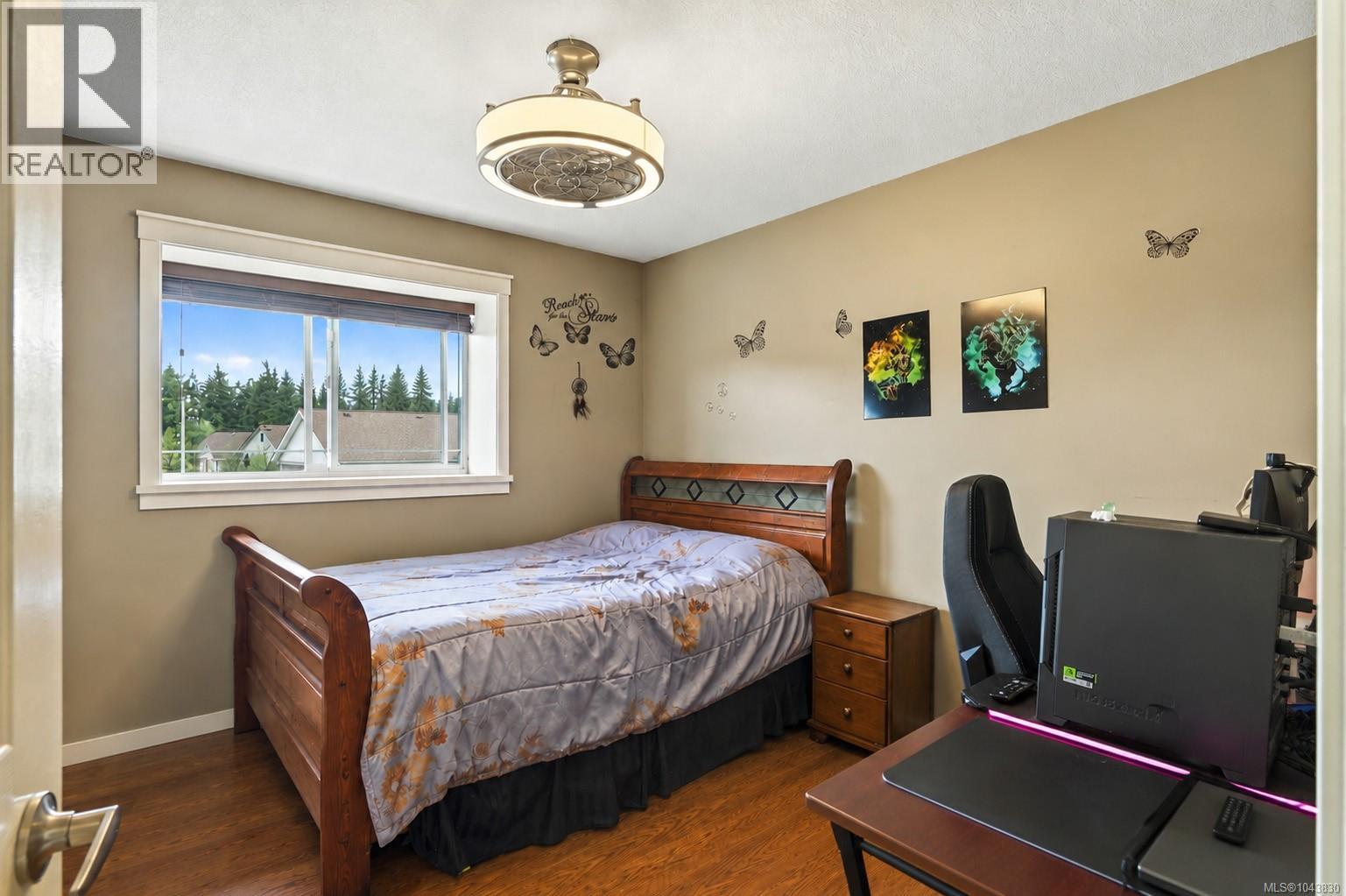 844 Therres Cres - 27