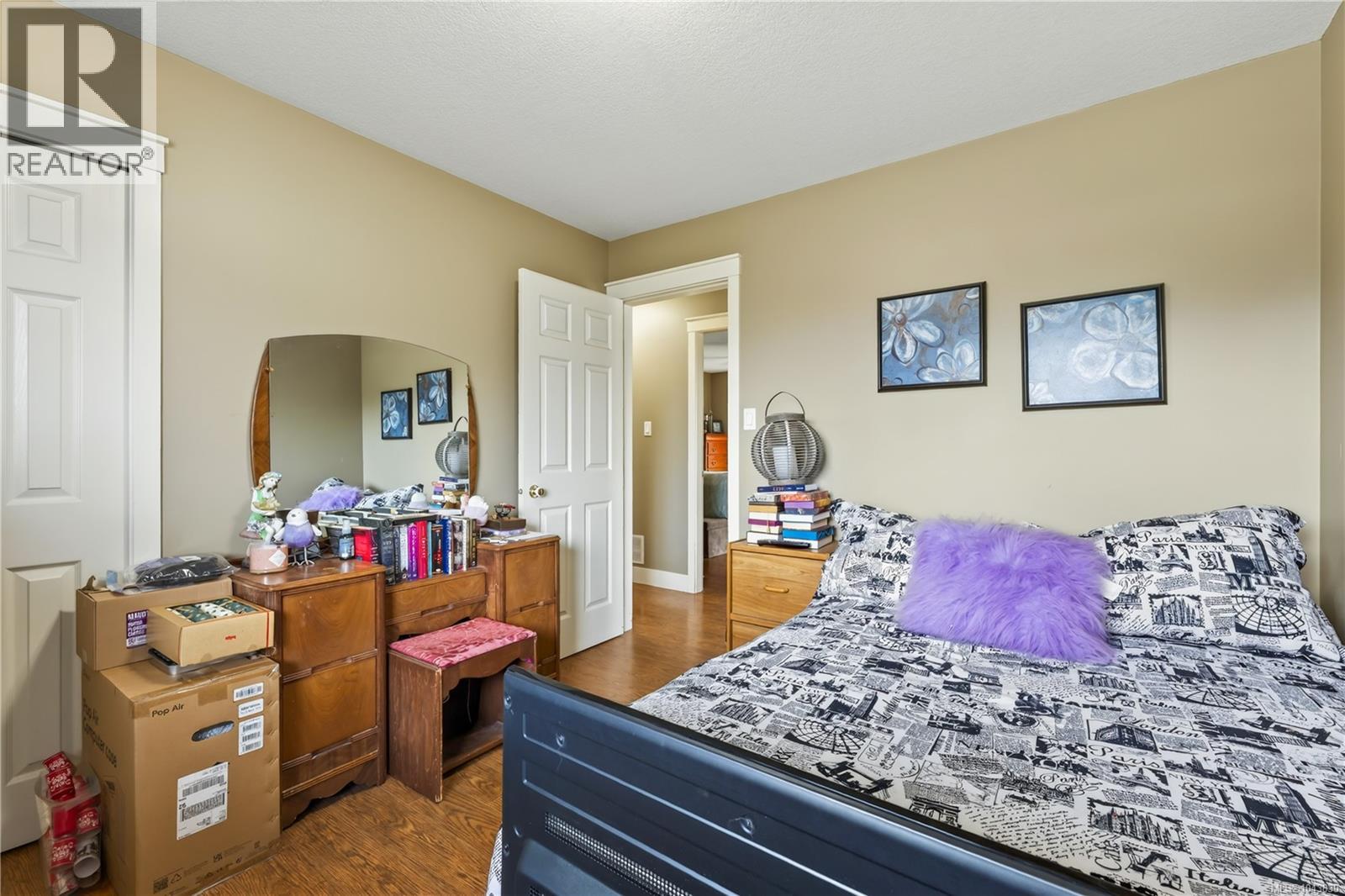 844 Therres Cres - 28