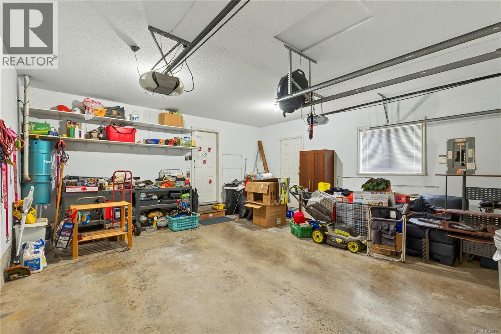 844 Therres Cres - 52