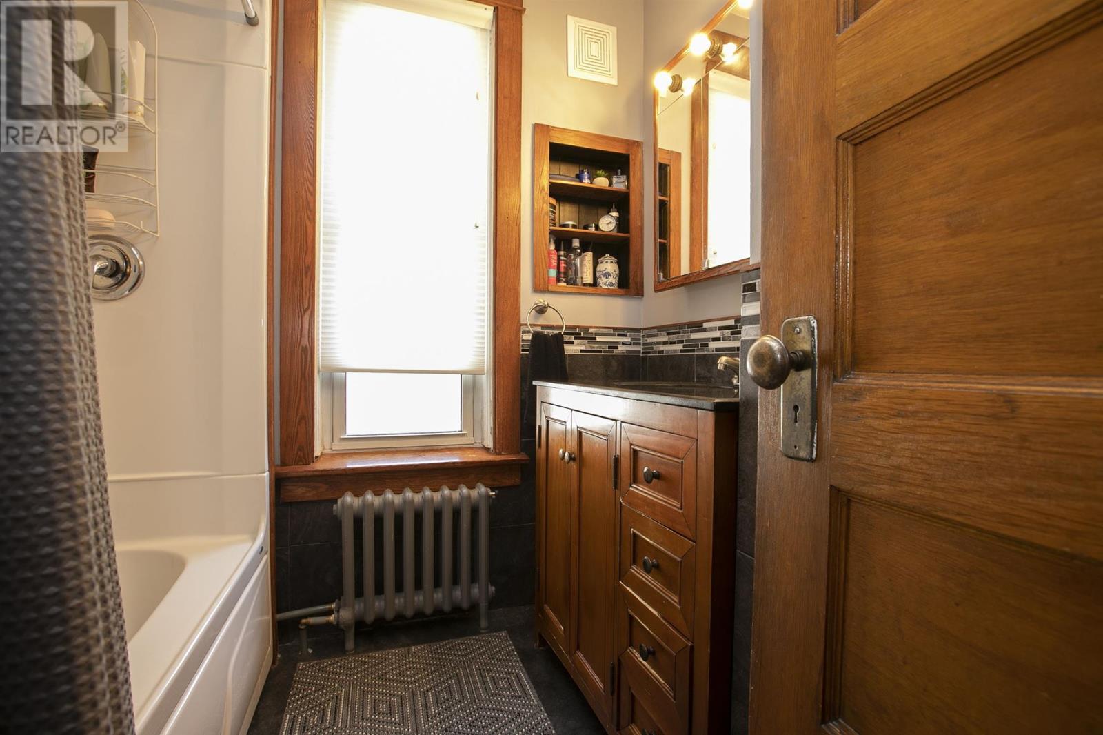 172 Spring ST - 32