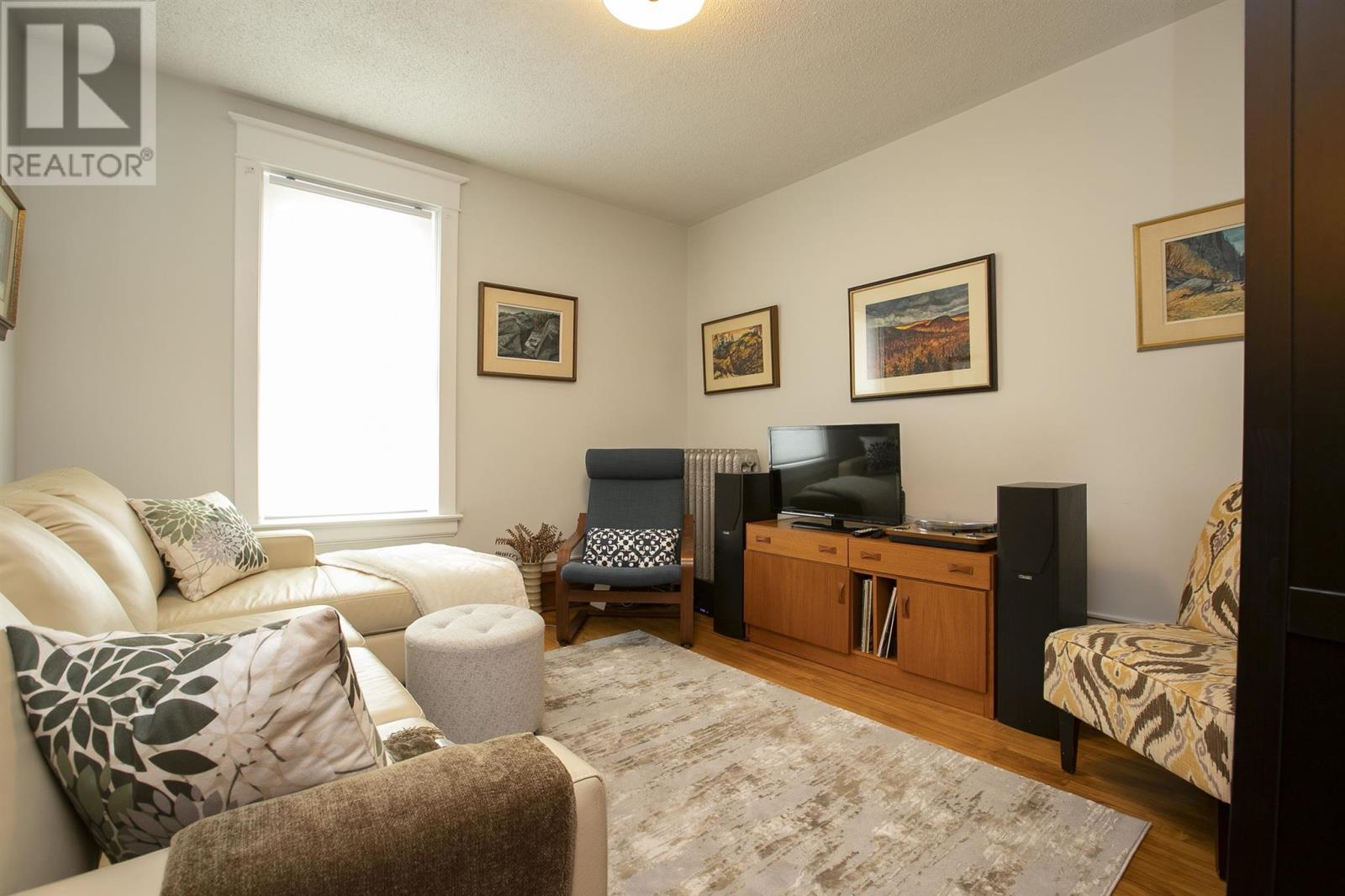 172 Spring ST - 30