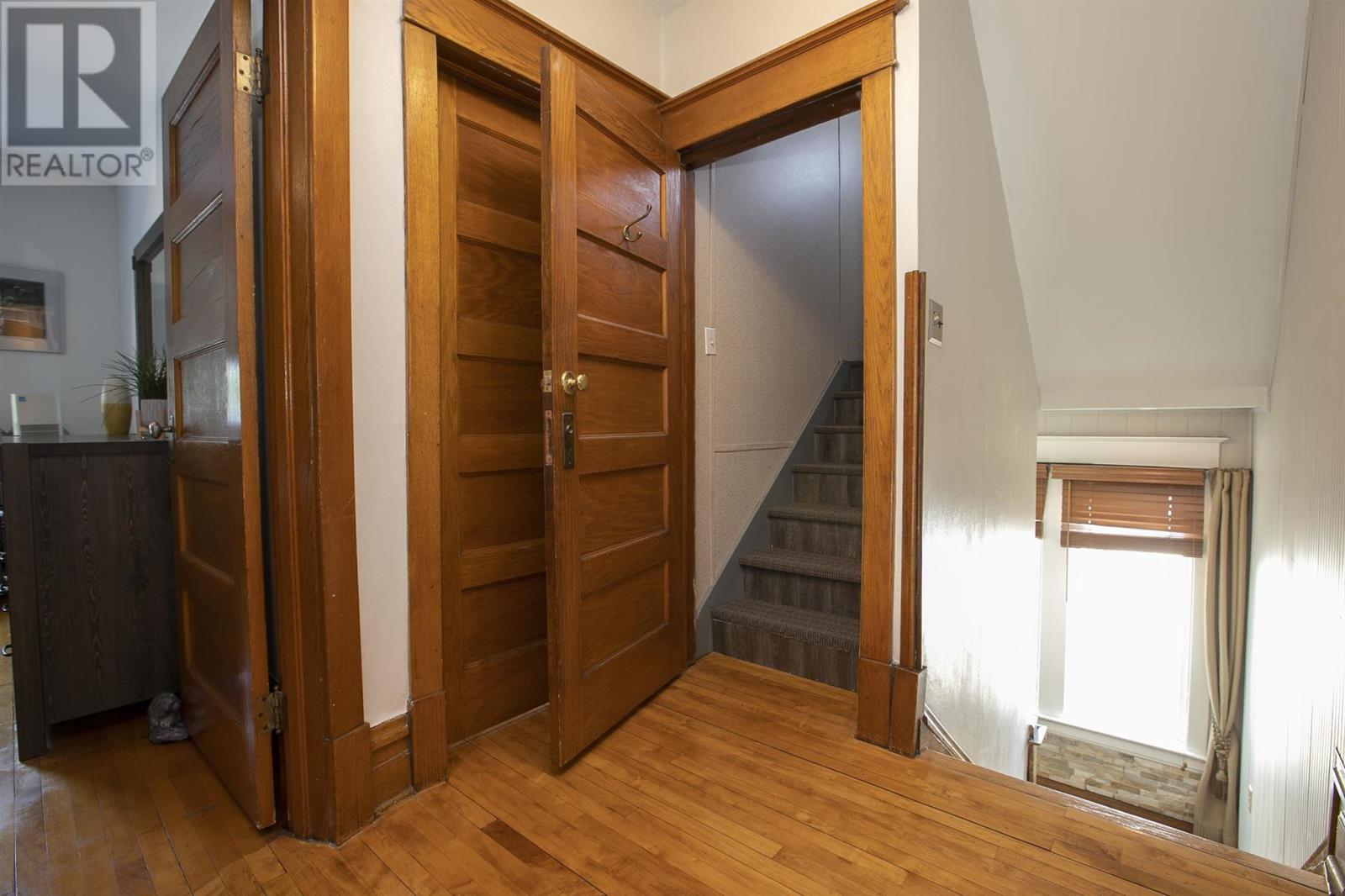 172 Spring ST - 36