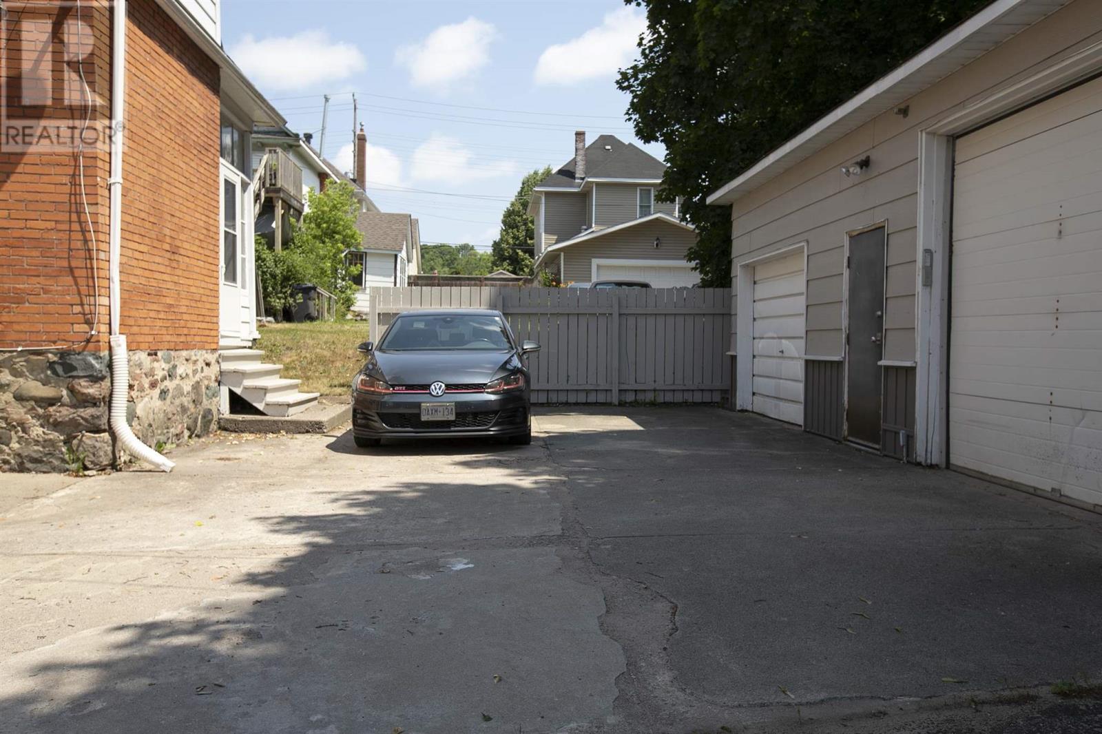 172 Spring ST - 49