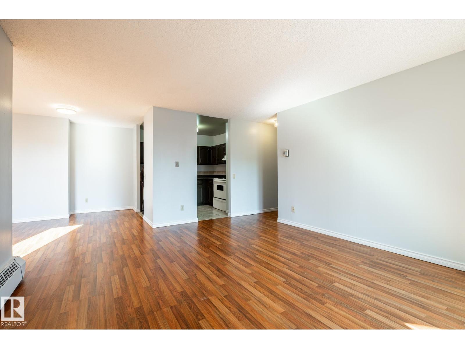#703 10175 109 ST NW - 6