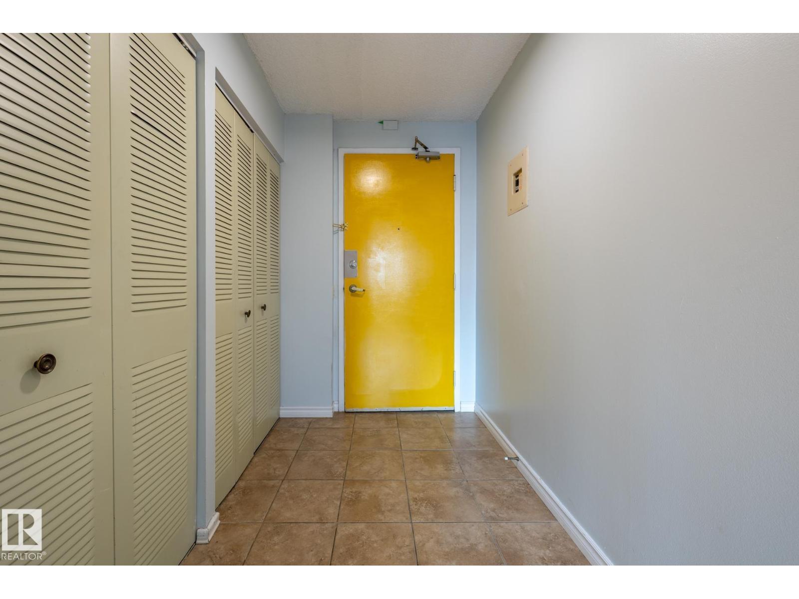 #703 10175 109 ST NW - Image 11