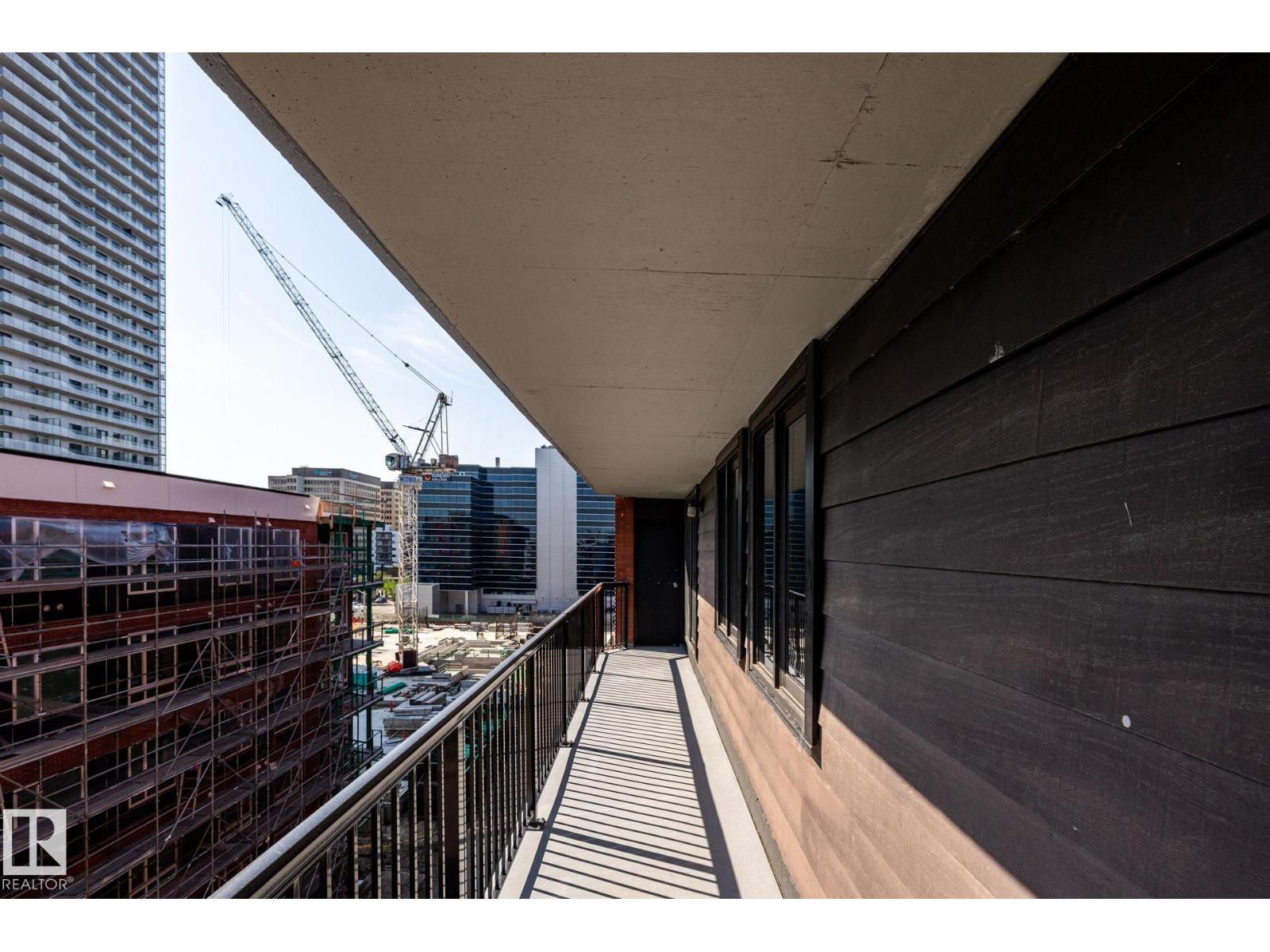 #703 10175 109 ST NW - 36
