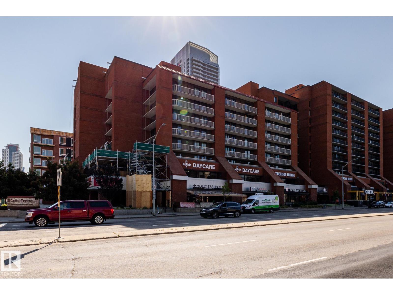 #703 10175 109 ST NW - 44