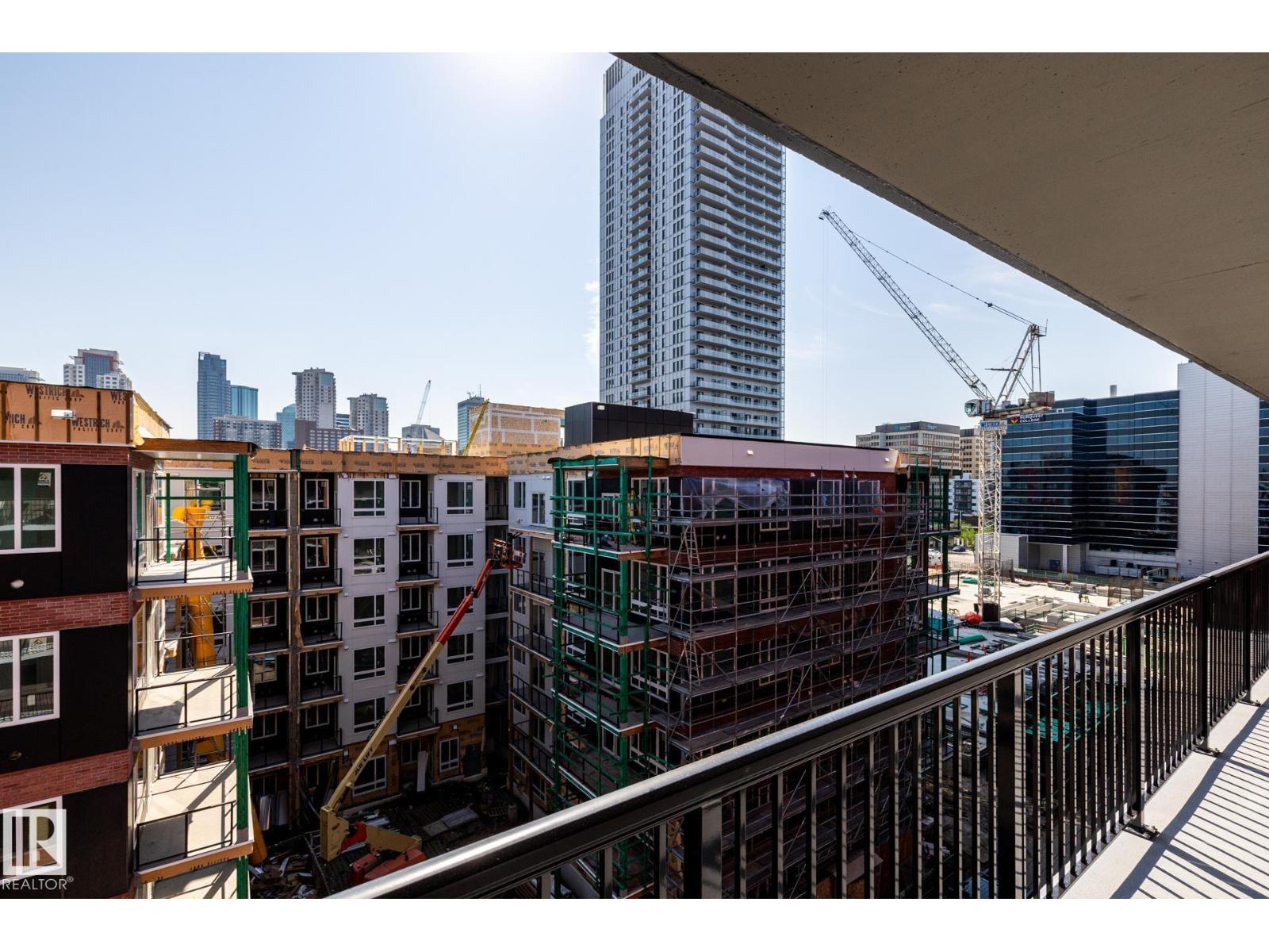 #703 10175 109 ST NW - 46