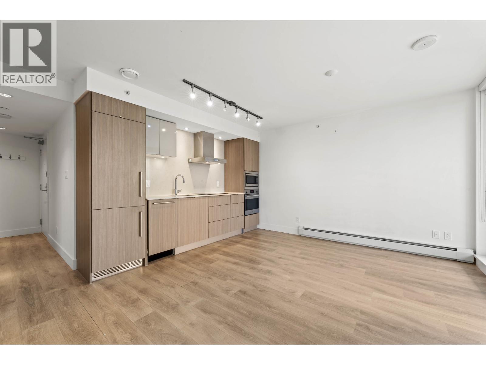 1 Bed, 1 Bath Apartment for Sale in Burnaby – 210 1788 COLUMBIA STREET, Burnaby – MLS# R3146616 - Image 6