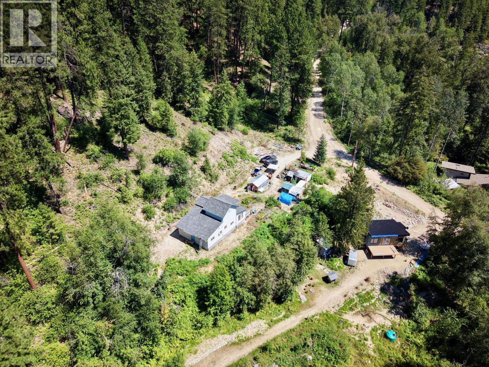 175 Grohman Creek Road - 31