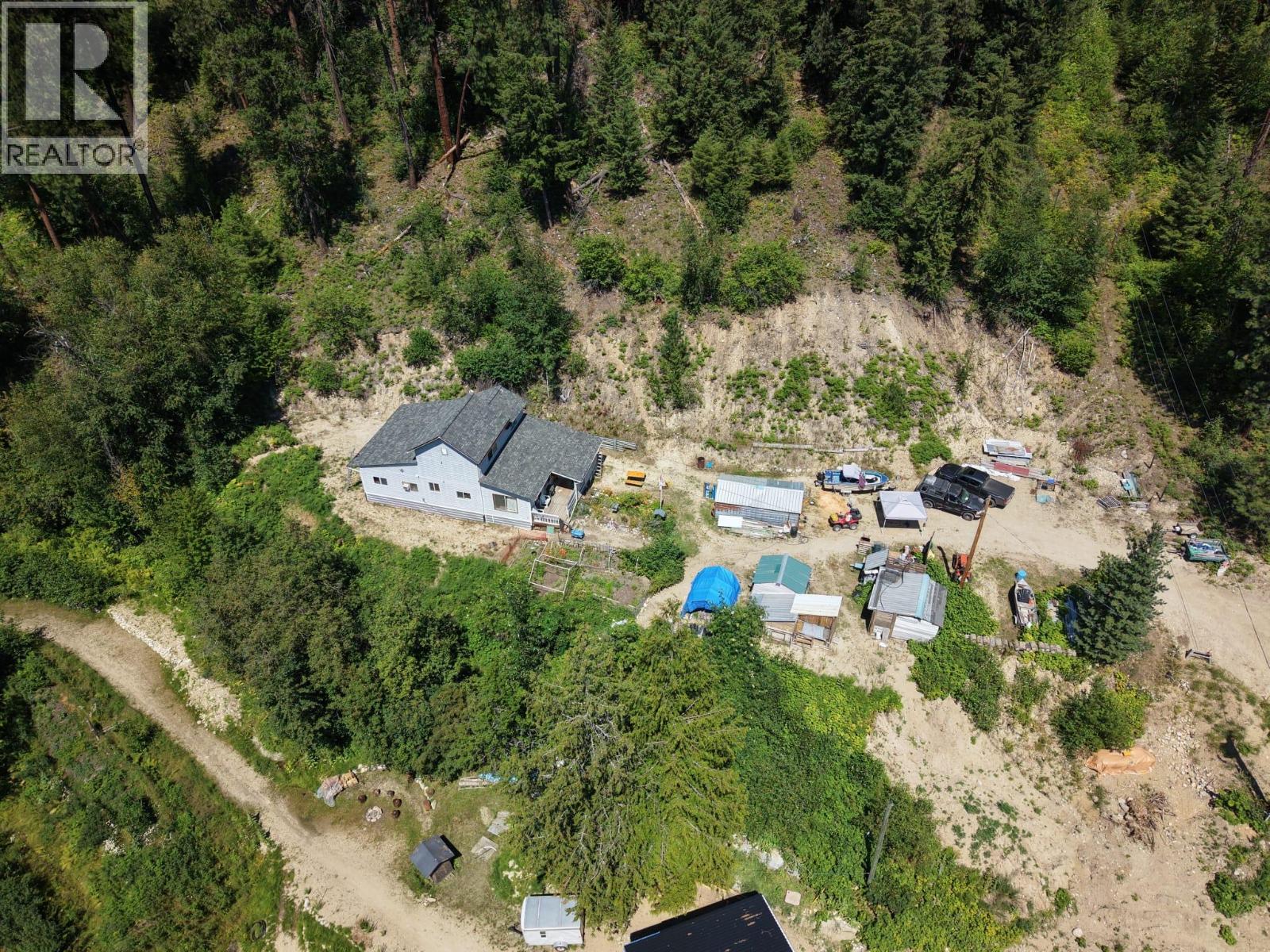 175 Grohman Creek Road - 32