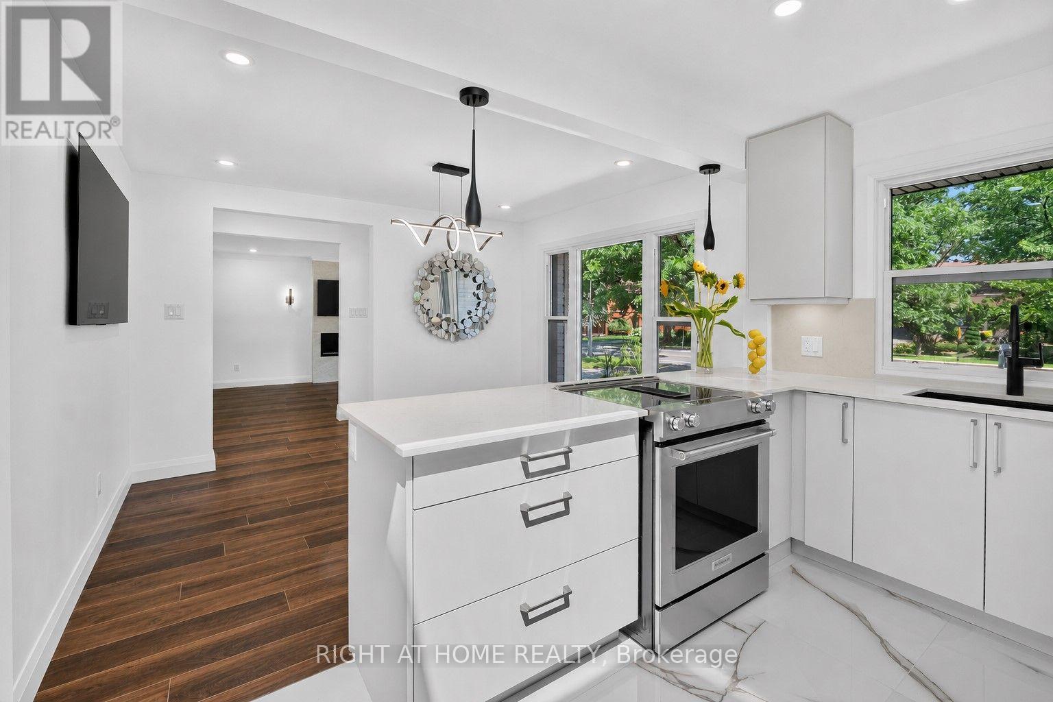 200 ISLAND PARK DRIVE - 19