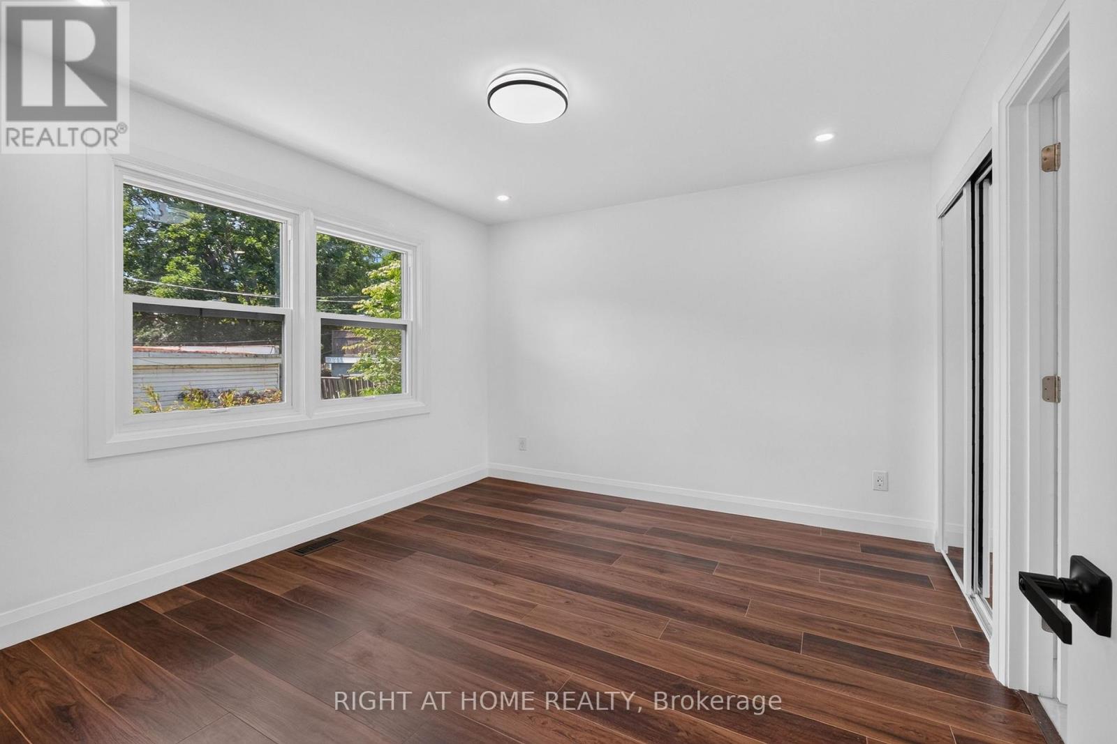 200 ISLAND PARK DRIVE - 23