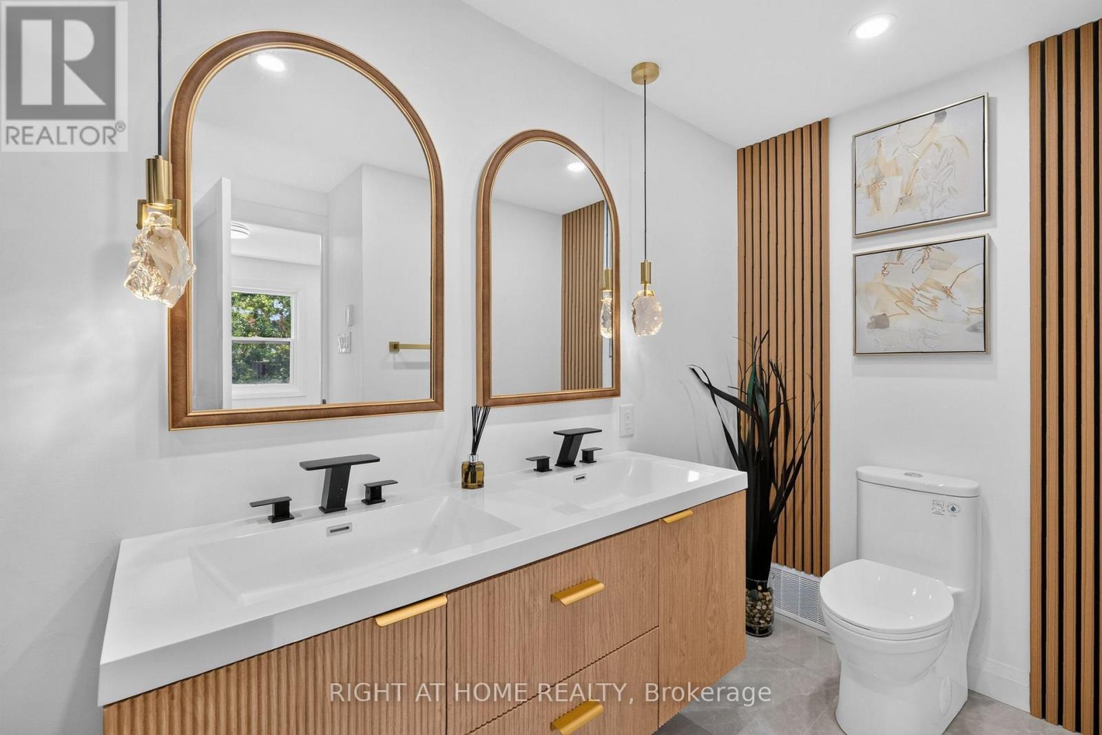 200 ISLAND PARK DRIVE - 26