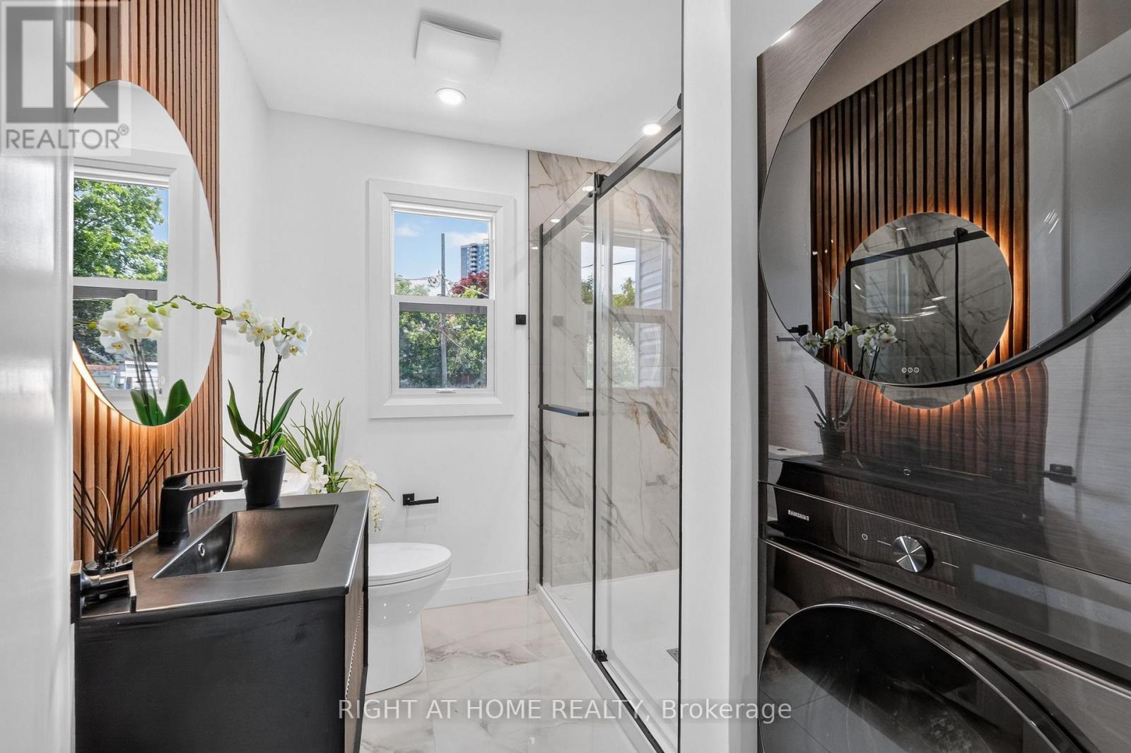 200 ISLAND PARK DRIVE - 32