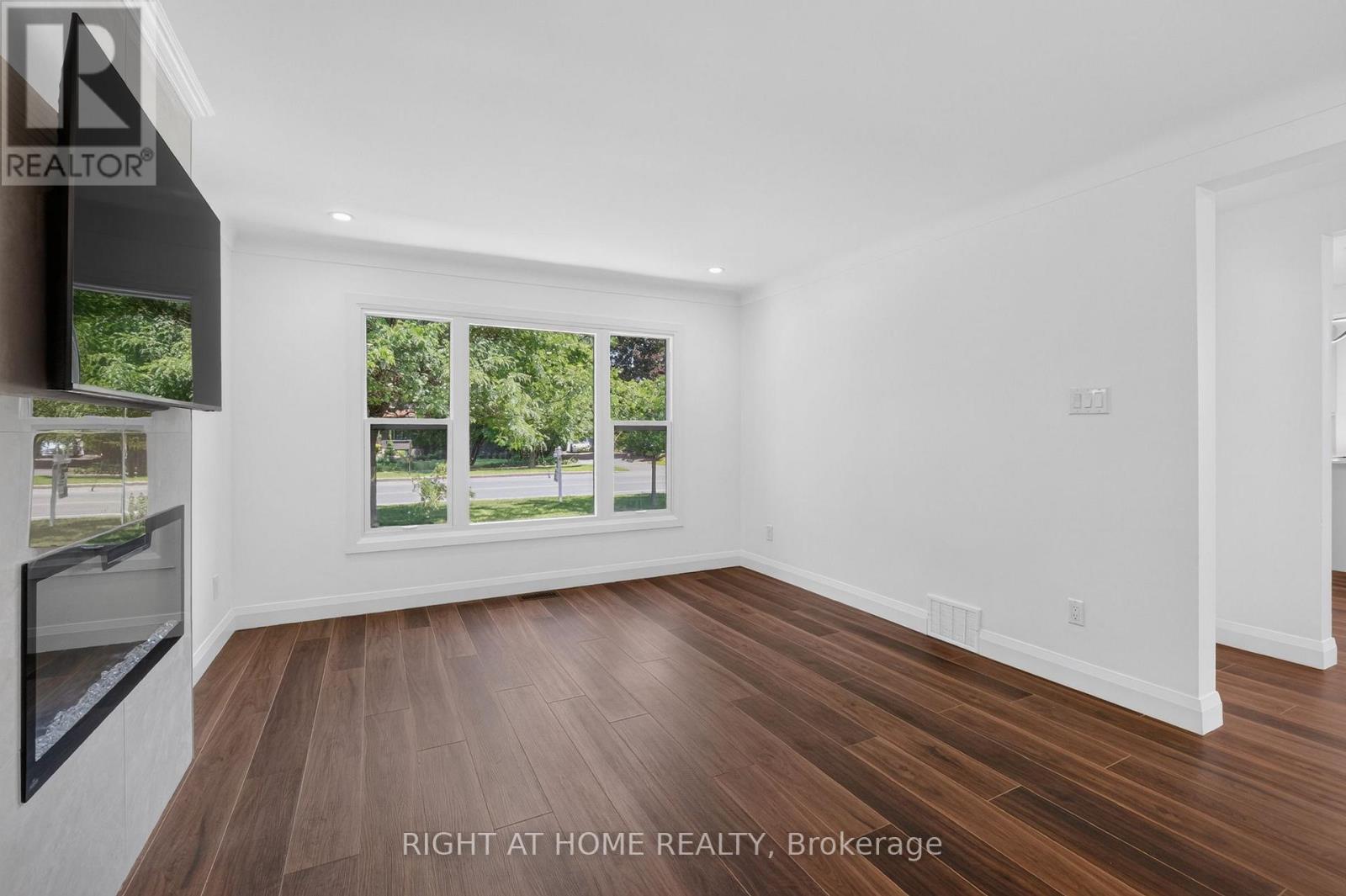 200 ISLAND PARK DRIVE - 7