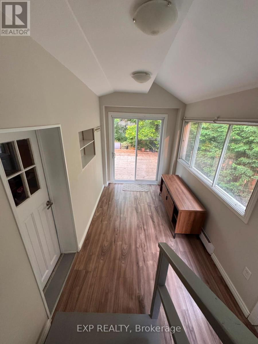 3 Bed, 2 Bath House for Rent in Ottawa – 44 CLEARVIEW AVENUE, Ottawa – MLS# X13591058 - Image 10