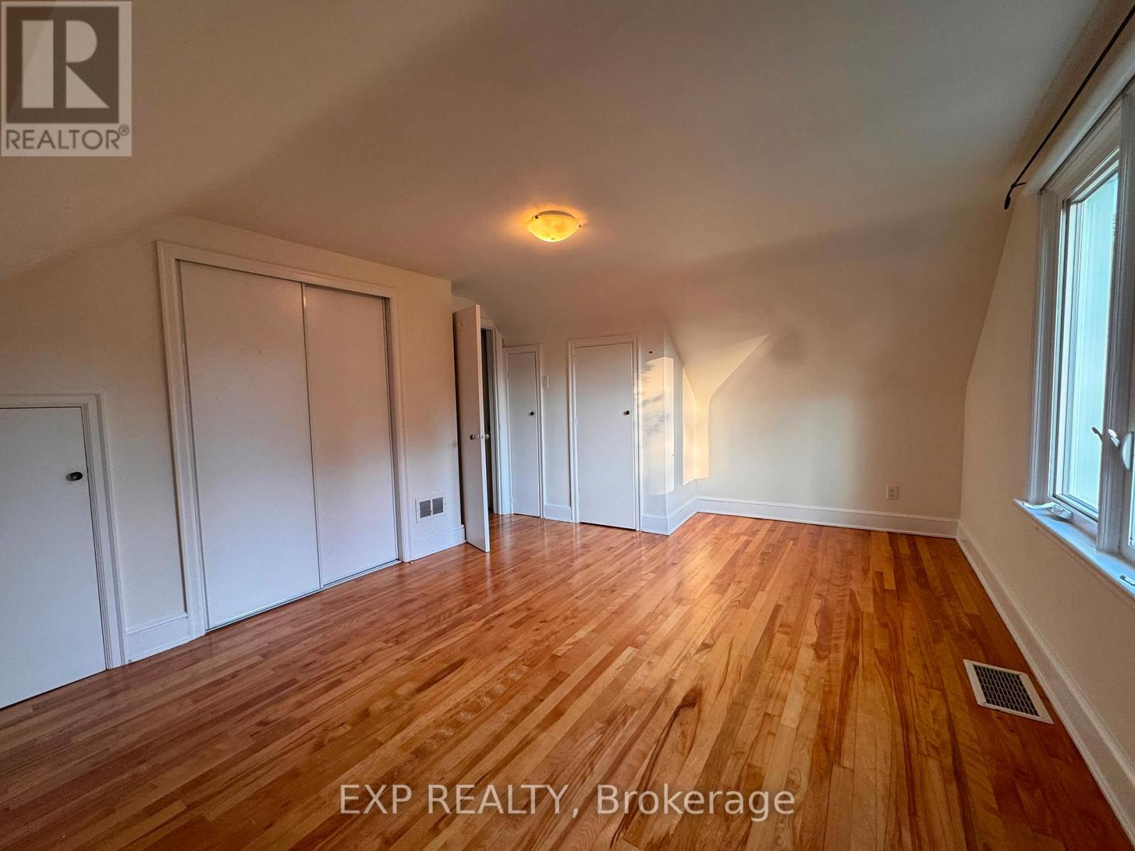 3 Bed, 2 Bath House for Rent in Ottawa – 44 CLEARVIEW AVENUE, Ottawa – MLS# X13591058 - Image 13