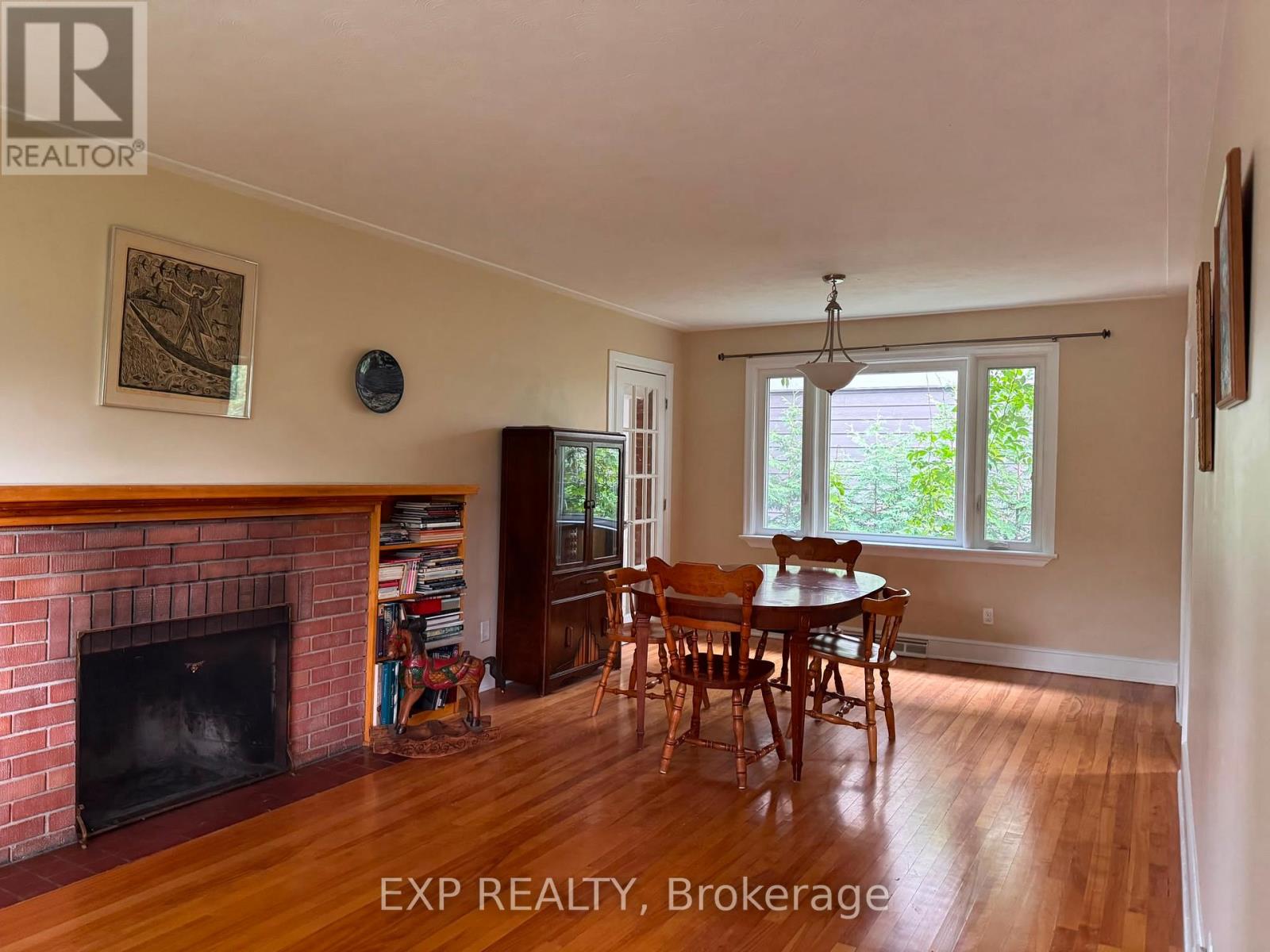 3 Bed, 2 Bath House for Rent in Ottawa – 44 CLEARVIEW AVENUE, Ottawa – MLS# X13591058 - Image 6