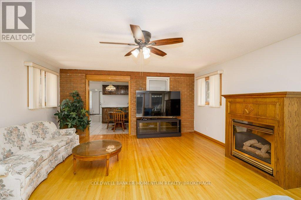 4 PARKHILL ROAD - 15