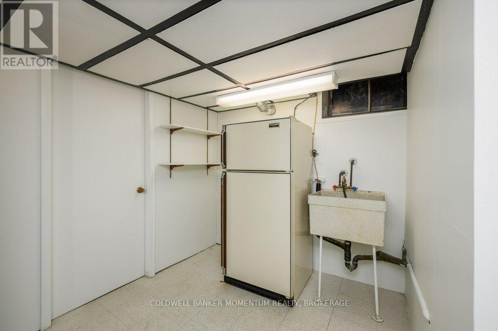 4 PARKHILL ROAD - 25