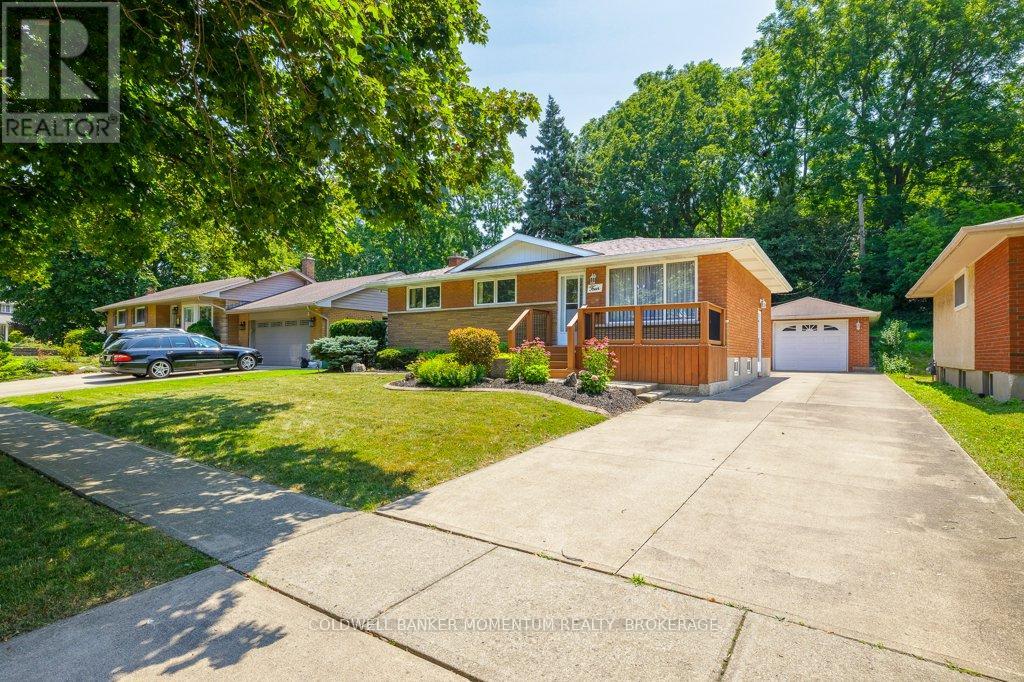 4 PARKHILL ROAD - 3