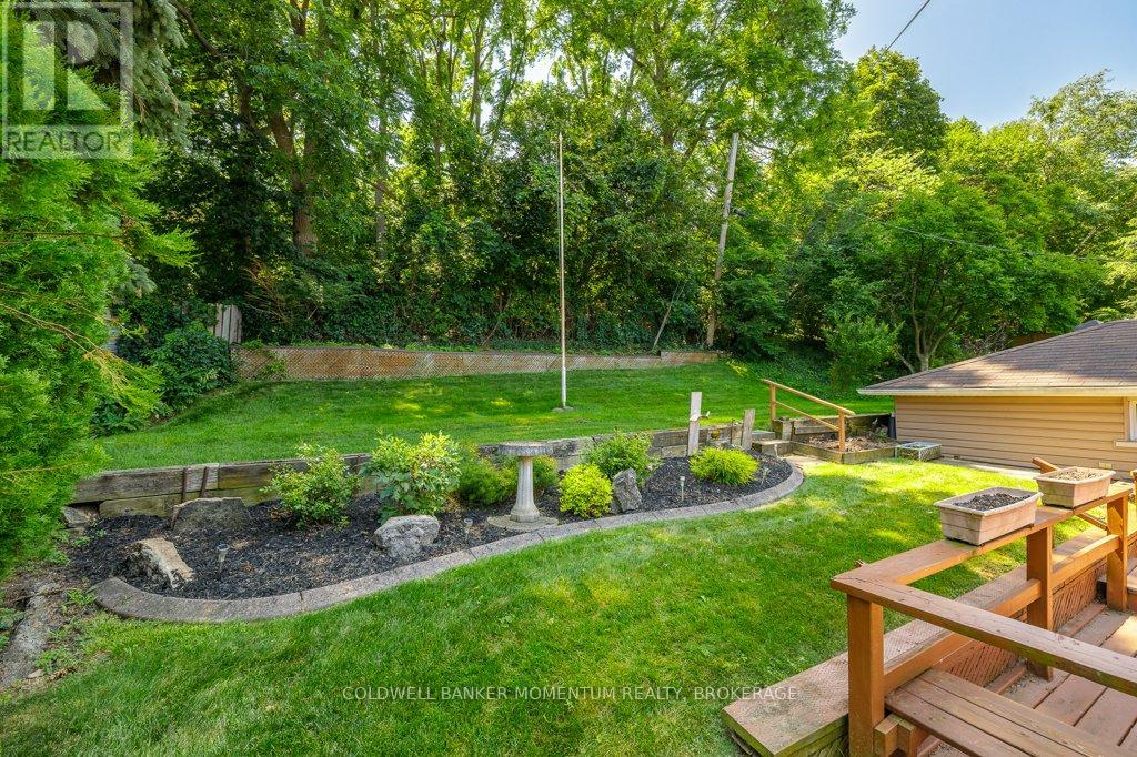 4 PARKHILL ROAD - 31