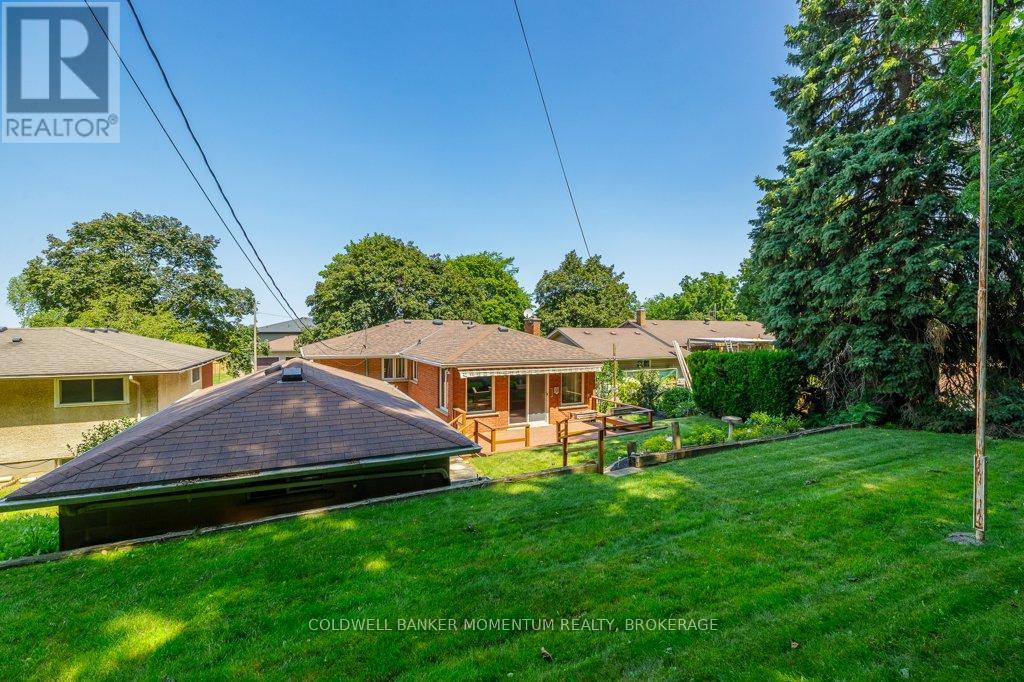 4 PARKHILL ROAD - 33