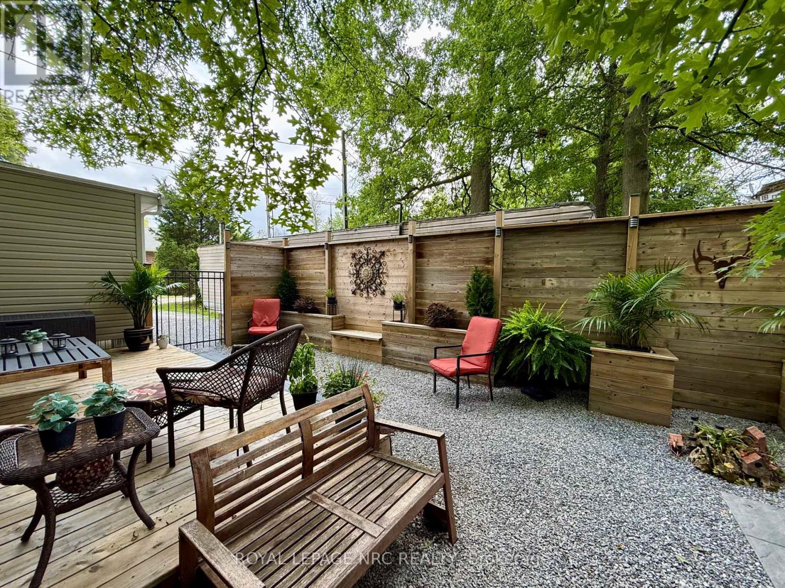 #3 2600 MONTROSE ROAD - 9