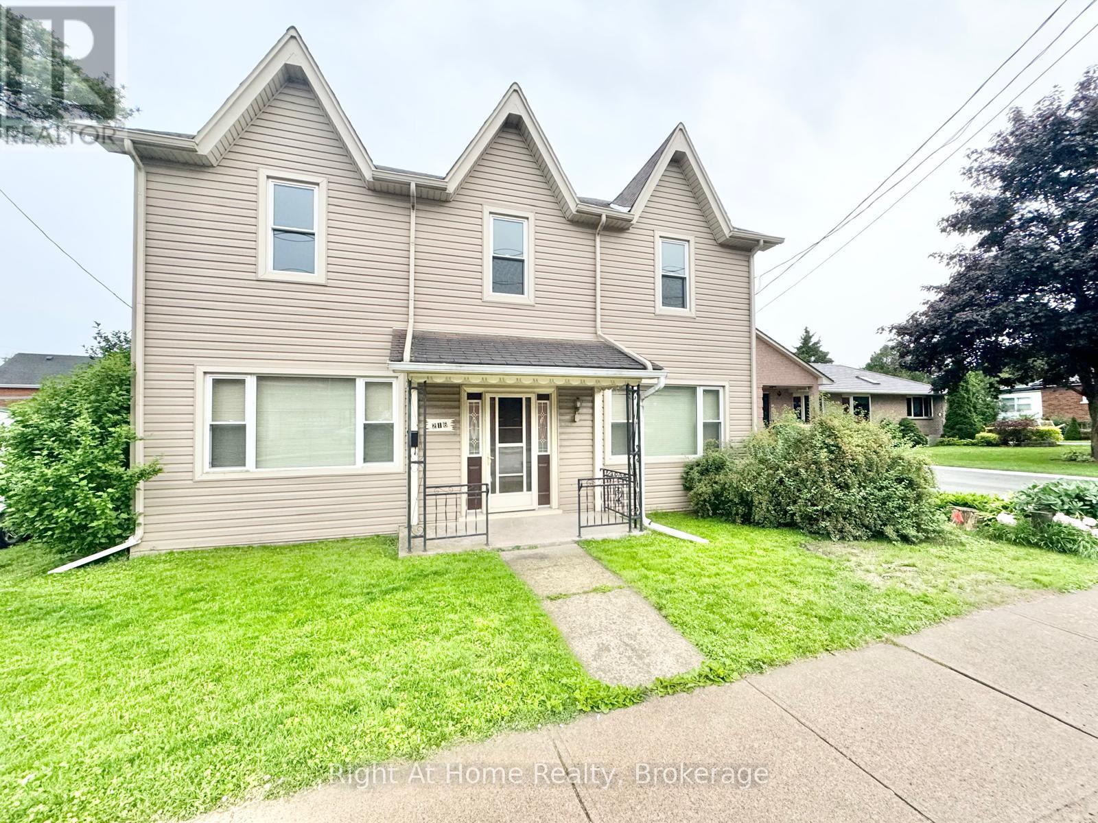 216 HATT STREET - 1