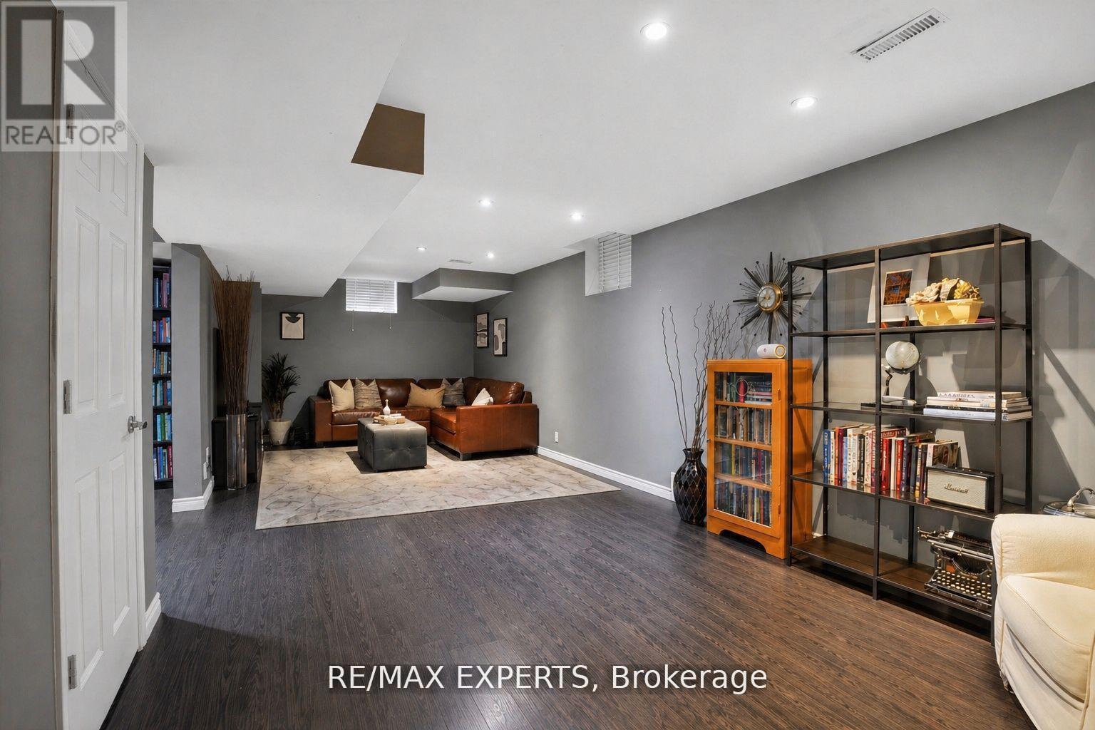 30 CEDARHOLME AVENUE - 28