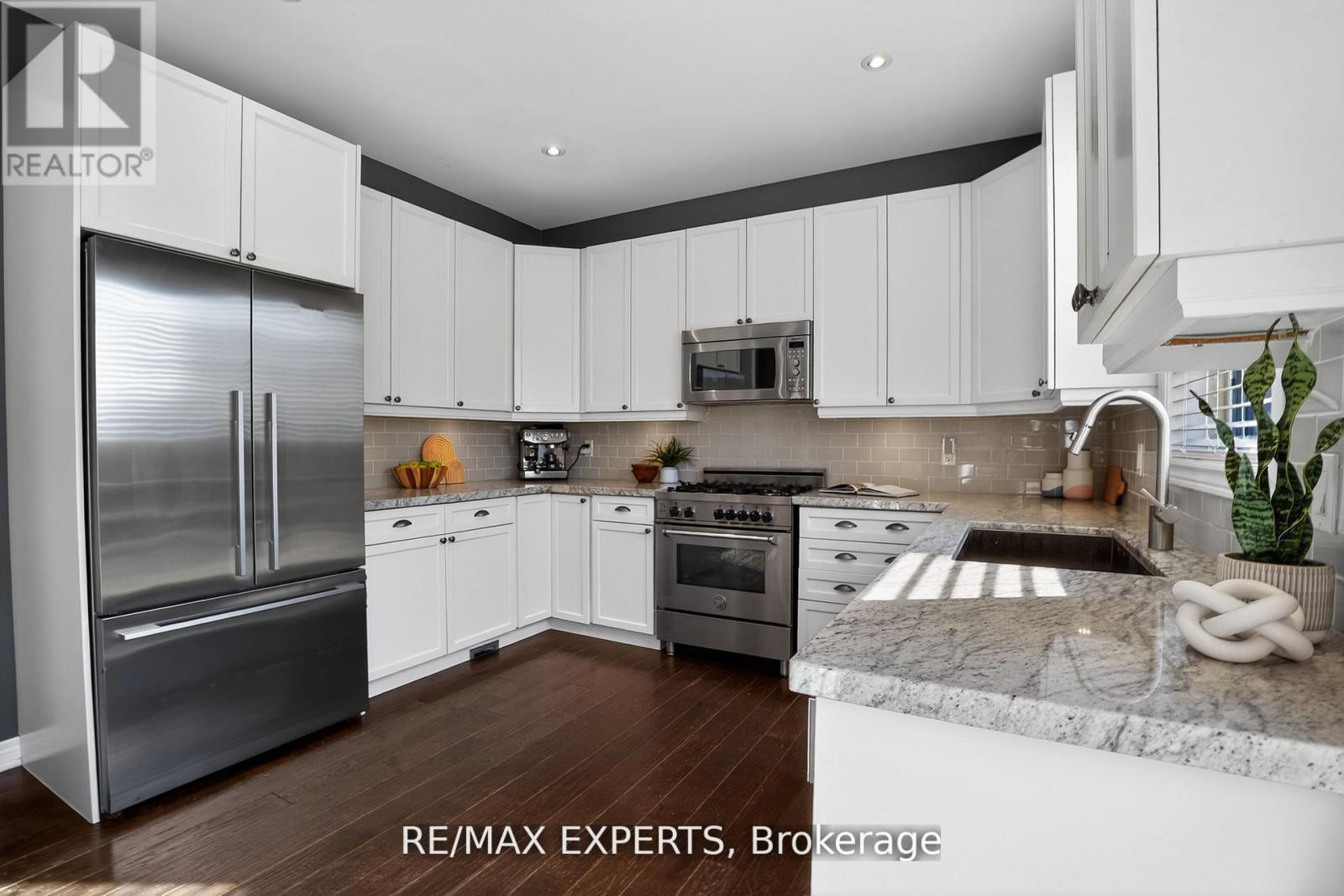 30 CEDARHOLME AVENUE - 6
