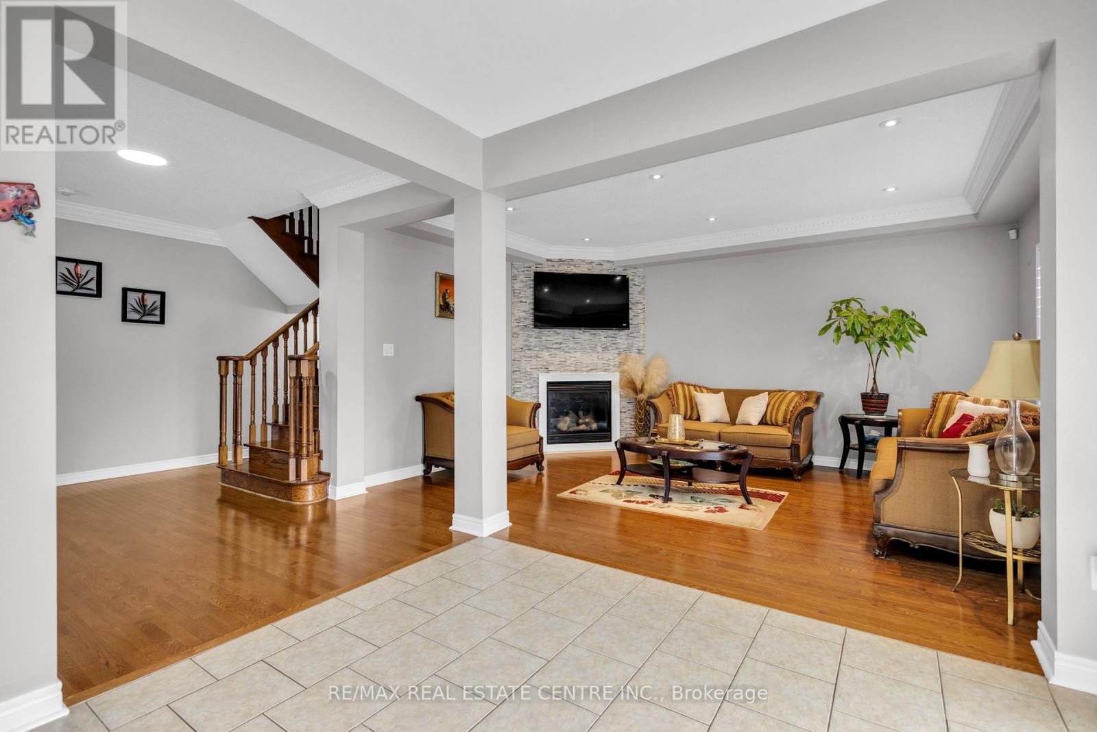 20 SPARHILL STREET - 12